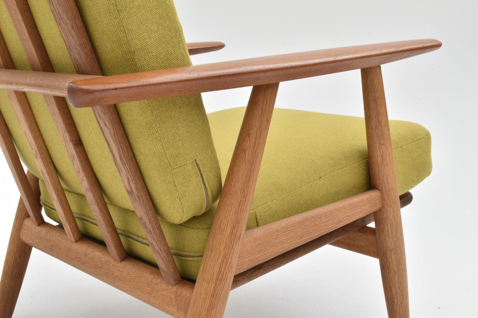 Hans Wegner Ge240 Oak & Teak Cigar Chair For Getama photo 3650.0
