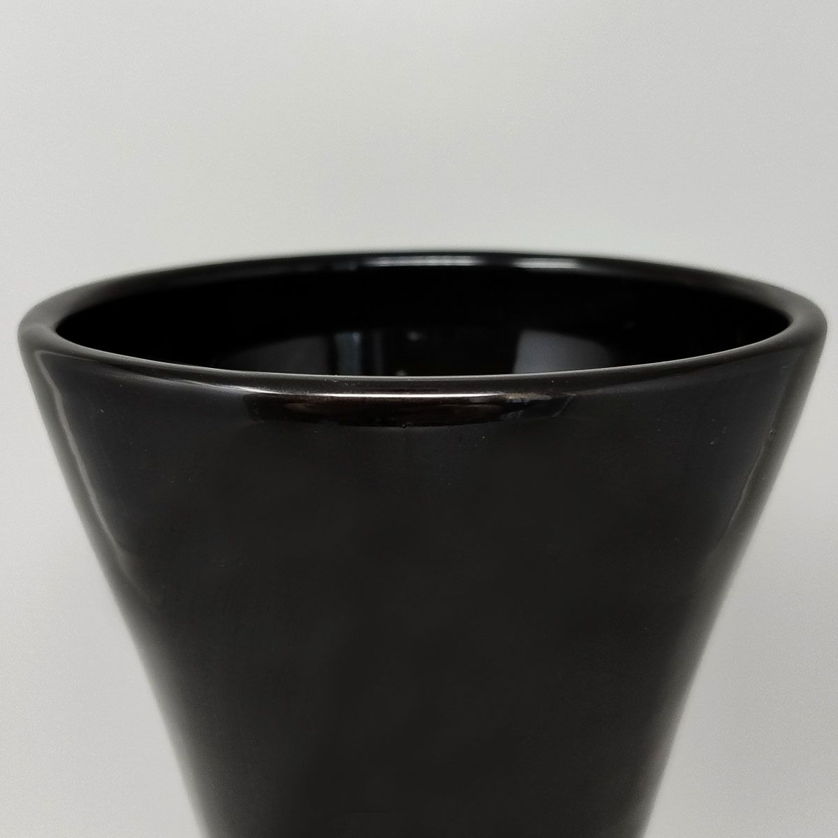 1980s Exquisited Handcrafted Polychrome Vase In Ceramic By Bizzirri. Made In Italy photo Home Decor