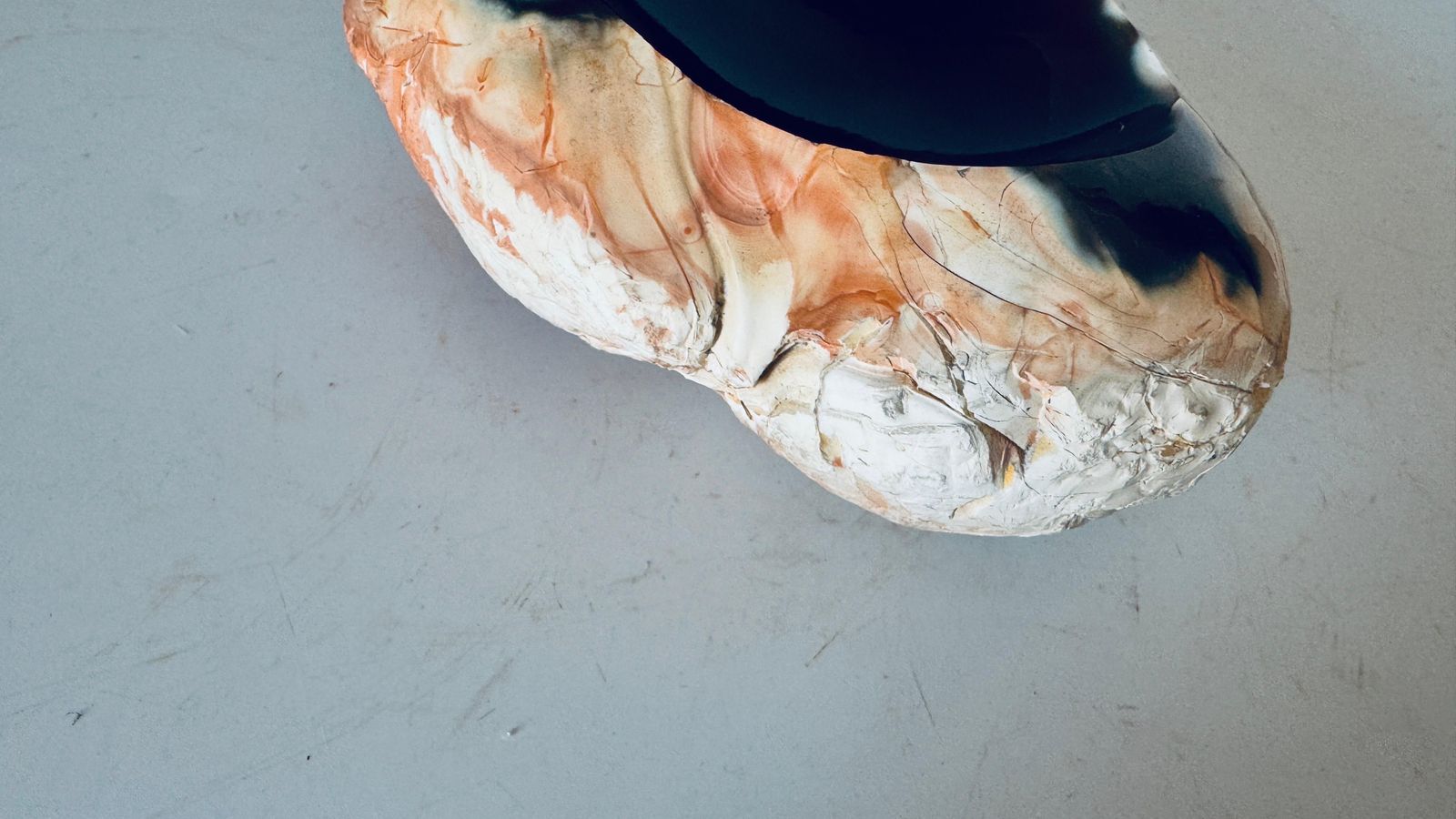1960s Italian Freeform Onyx Ashtray, Polished Stone With Dark Brown White Pink photo 360.0