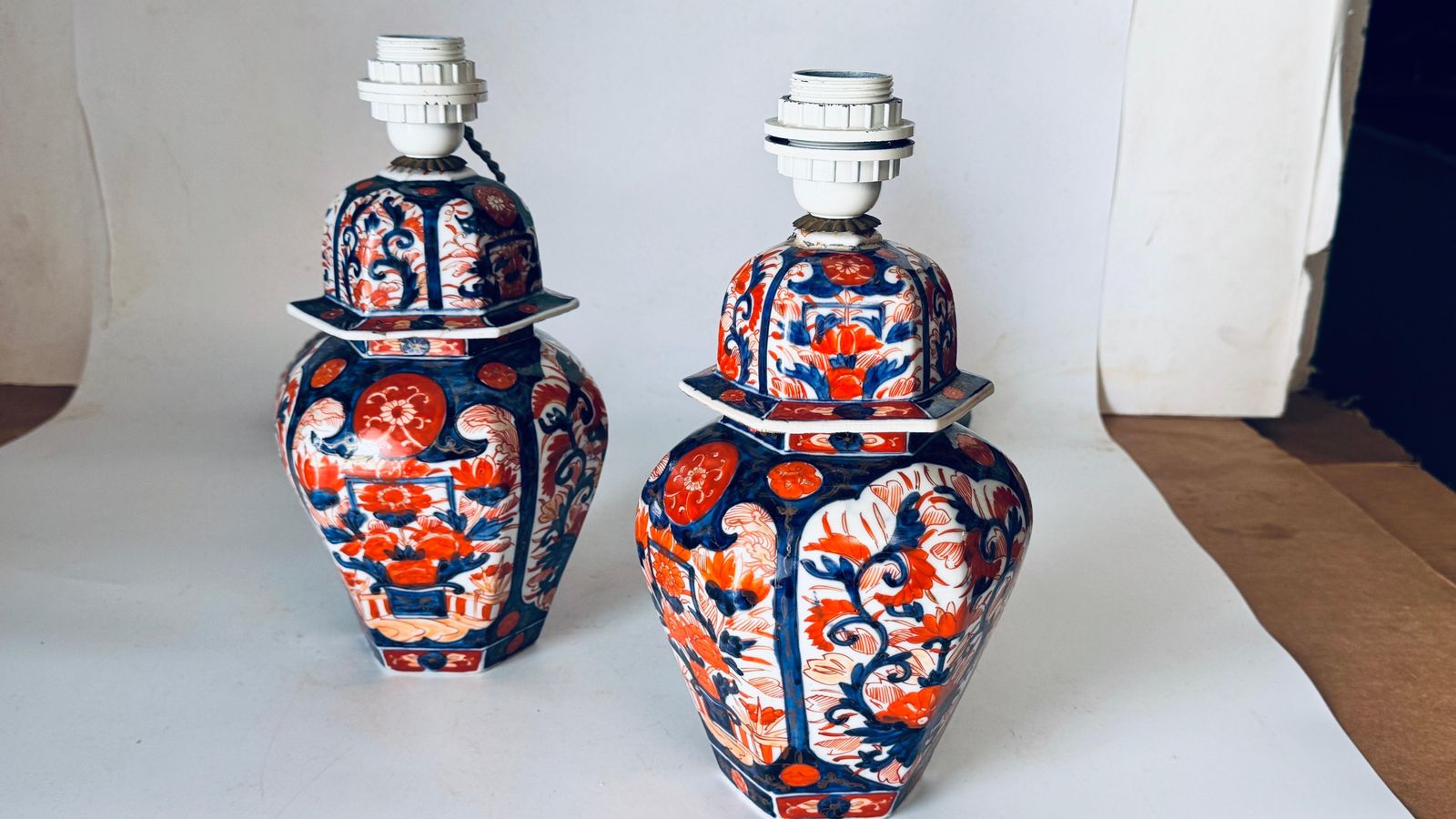 Lighting Pair Of Early 20th Century Japanese Table Lamps, Floral Motifs, Orange And Blue photo