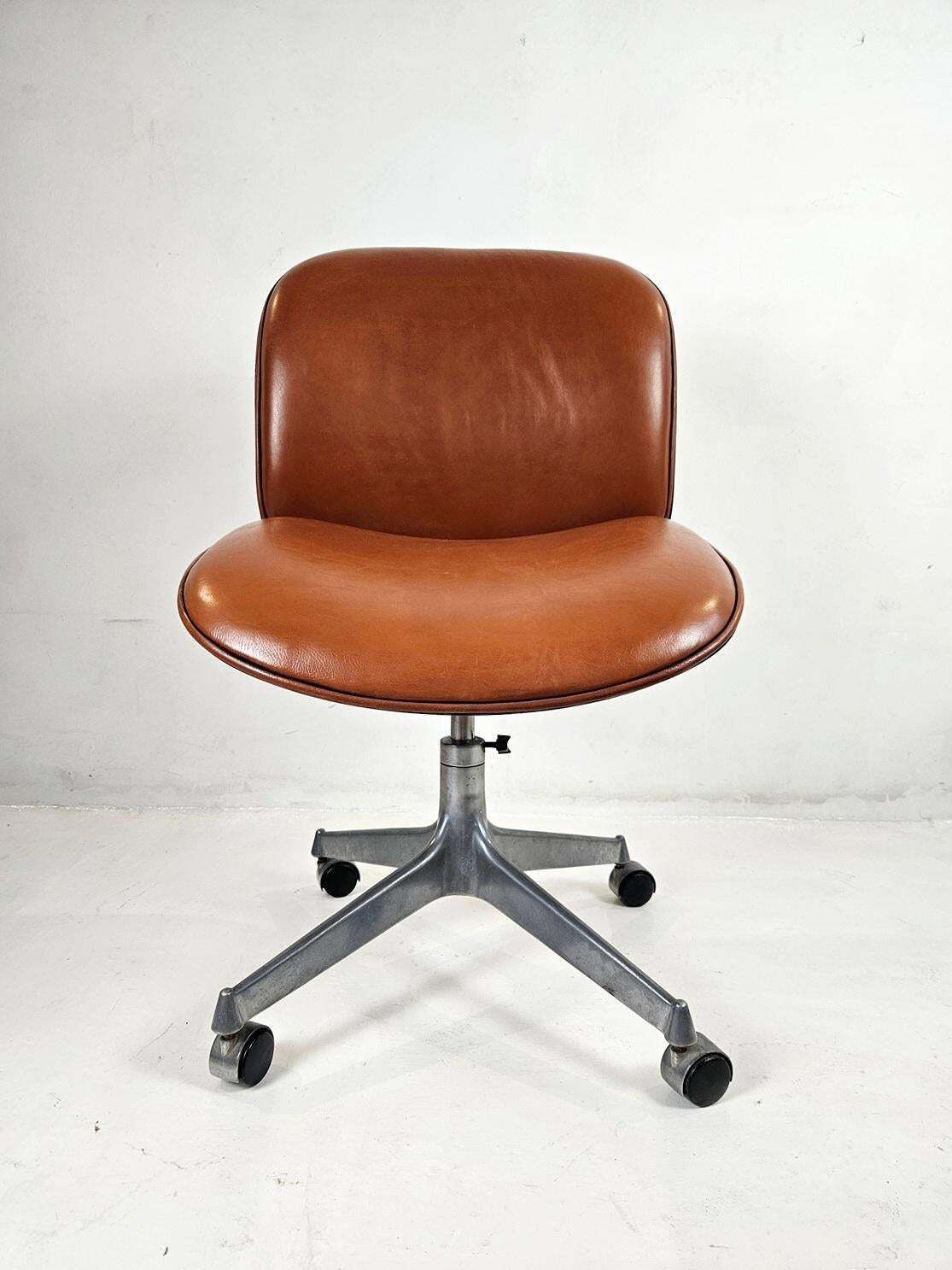 Pair Of Swivel Desk Chairs "Terni" By Ico Parisi For Mim Rome Italy photo for sale
