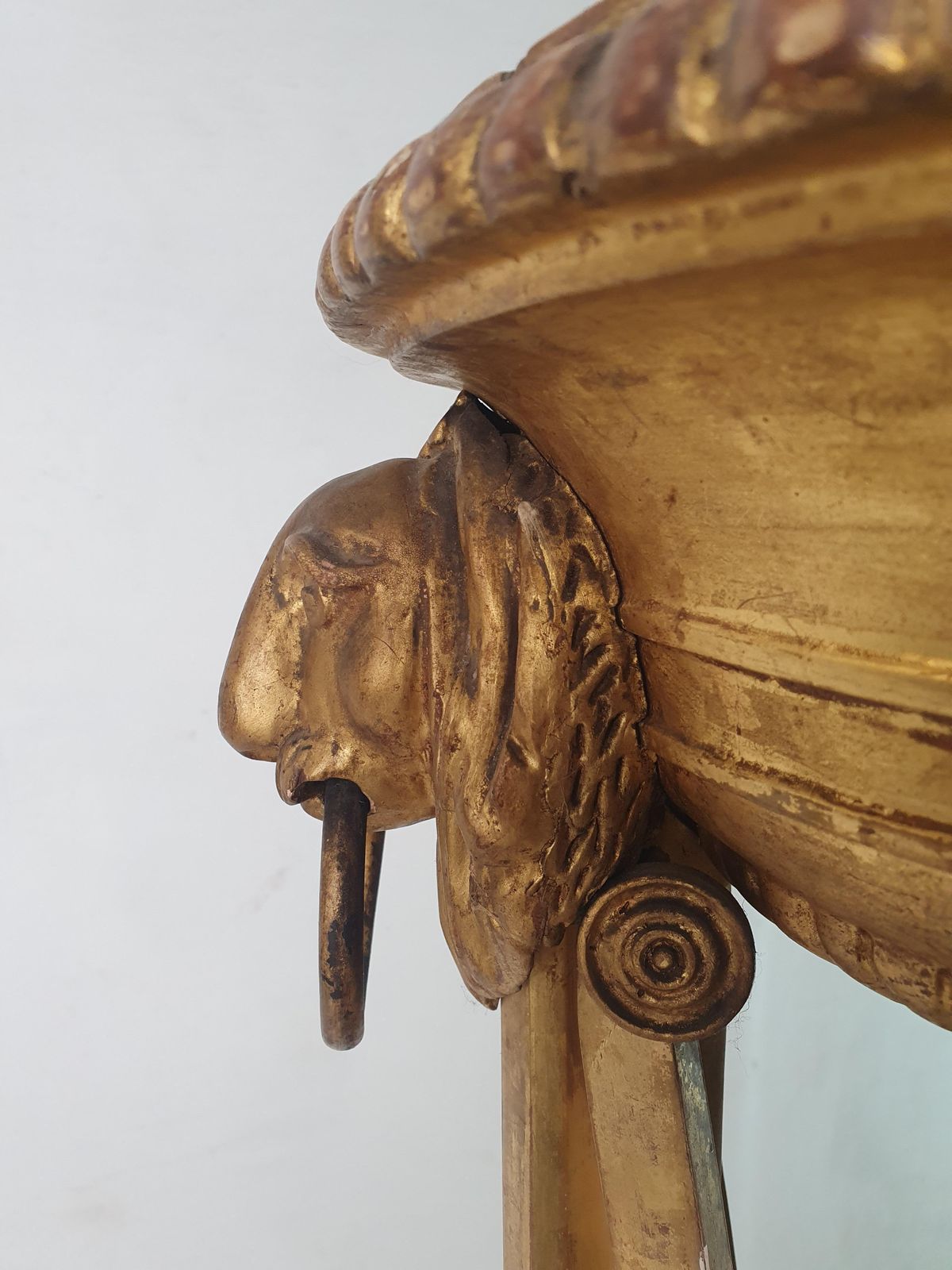 Italian Guilded Gueridon Pedestal Circa 1750's photo vinterior