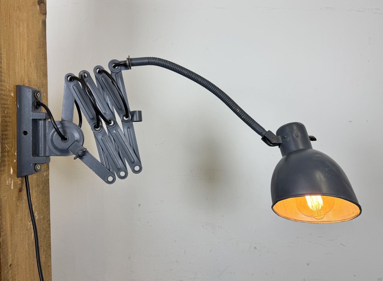 269.0 Grey Painted Industrial Scissor Wall Lamp, 1960s photo