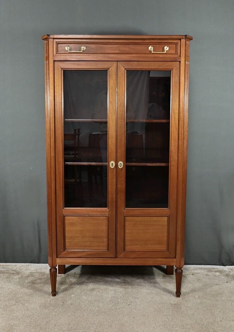 Small Glass Fronted Mahogany Bookcase, Louis XVI Style – Late 19th Century photo vinterior