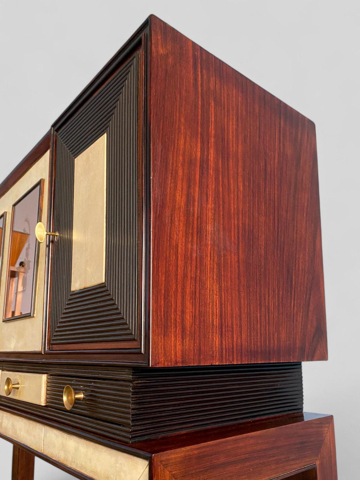 12863.0 Italian Art Deco Parchment Cabinet Bar Attributed To Osvaldo Borsani, 1940s photo
