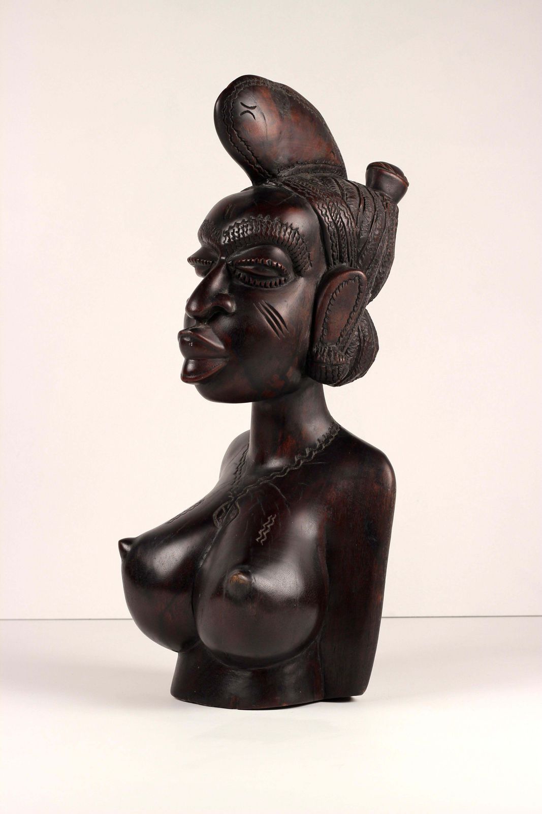African Wood Female Bust Figurative Sculpture Mandinka Woman photo Art