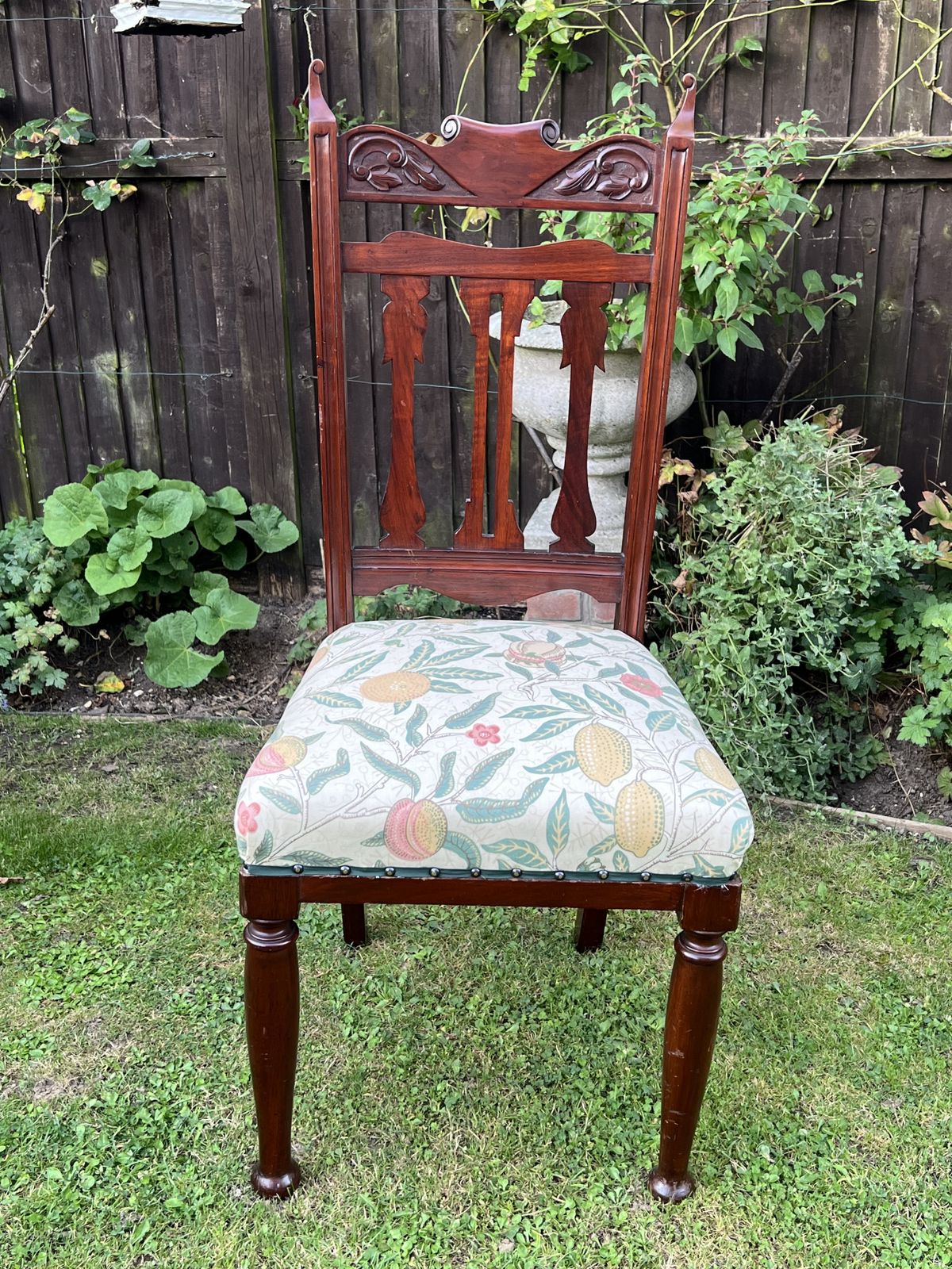 Three Early 20th Century Arts And Crafts Style Chairs Newly Upholstered In Harlequin William Morris Fabric photo vintage