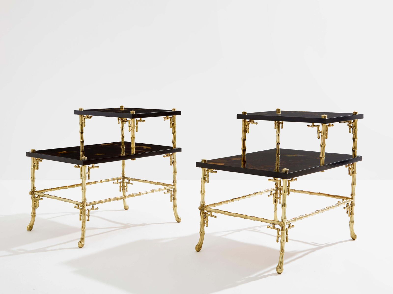 Tables d'appoint Maison Baguès en bronze façon bambou, laquées chinoiserie, années 1940 photo furniture