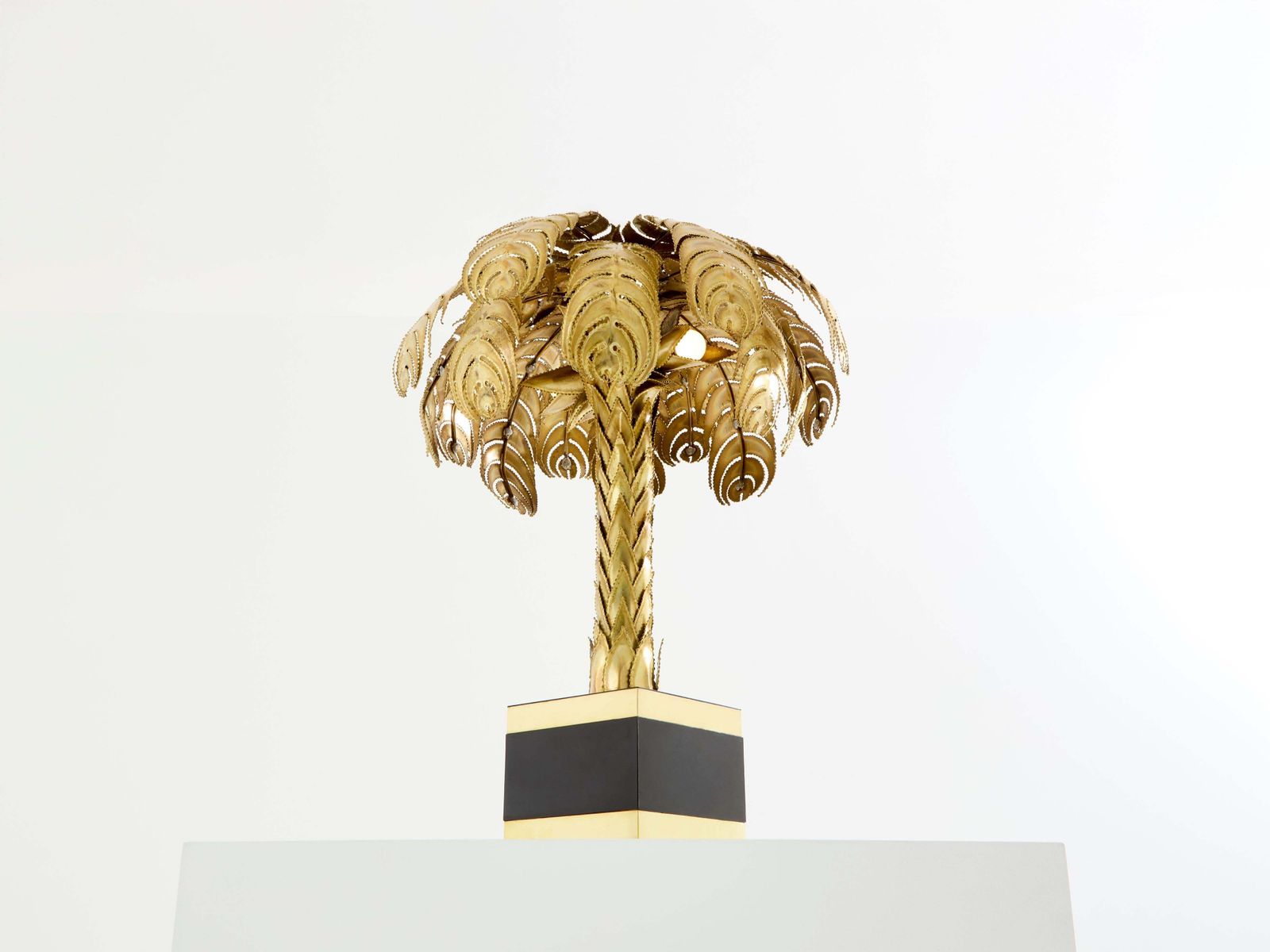 Lampe palmier en laiton Maison Jansen, par Christian Techoueyres, années 1970 photo Luminaires