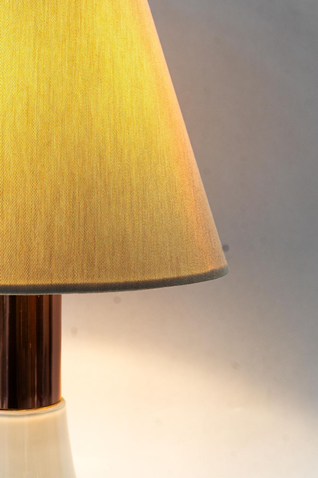 photo vintage Big Italy Glass And Copper Table Lamp With Fabric Shade Around 1970s