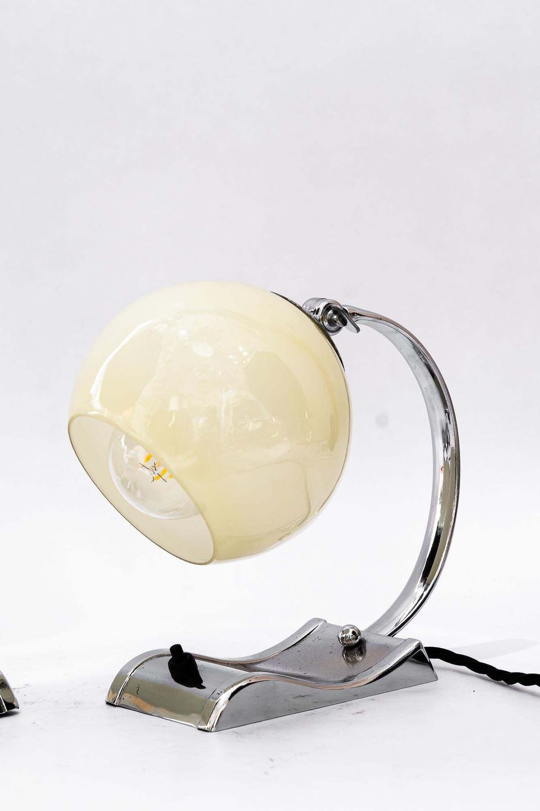 2 Art Deco Chromed Table Lamps With Original Old Glass Shades Around 1920s photo Lighting