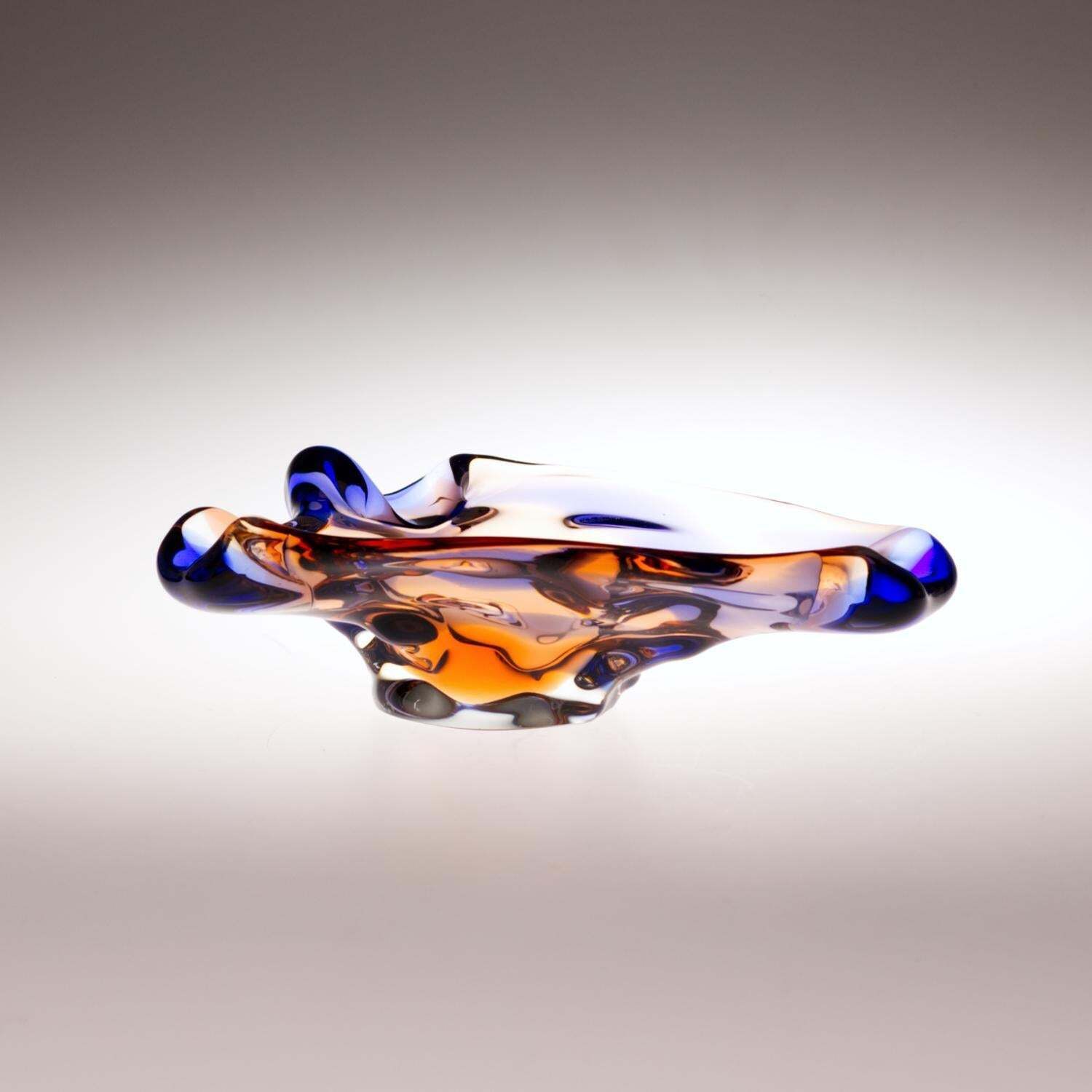 Sommerso Glass Ashtray By František Zemek For Mstisov Glass Union 1960s photo vintage