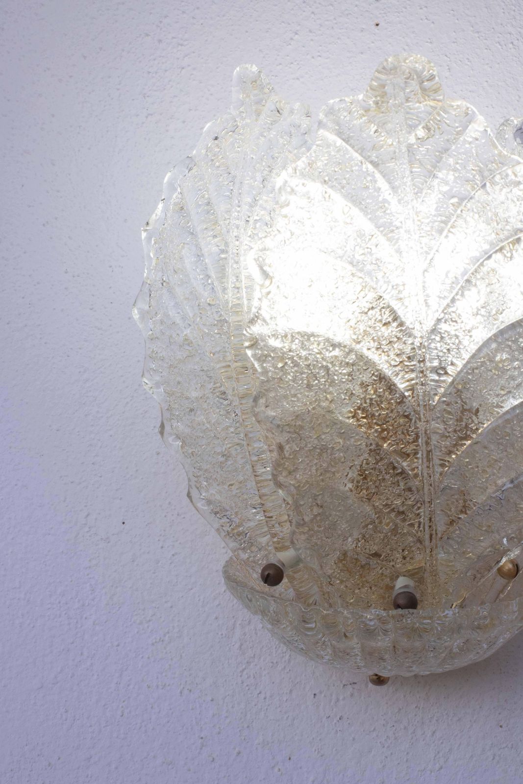 photo vintage Set Of 2 Portofino, Elegant Murano Wall Light Transparent And Gold Leaves, 1970