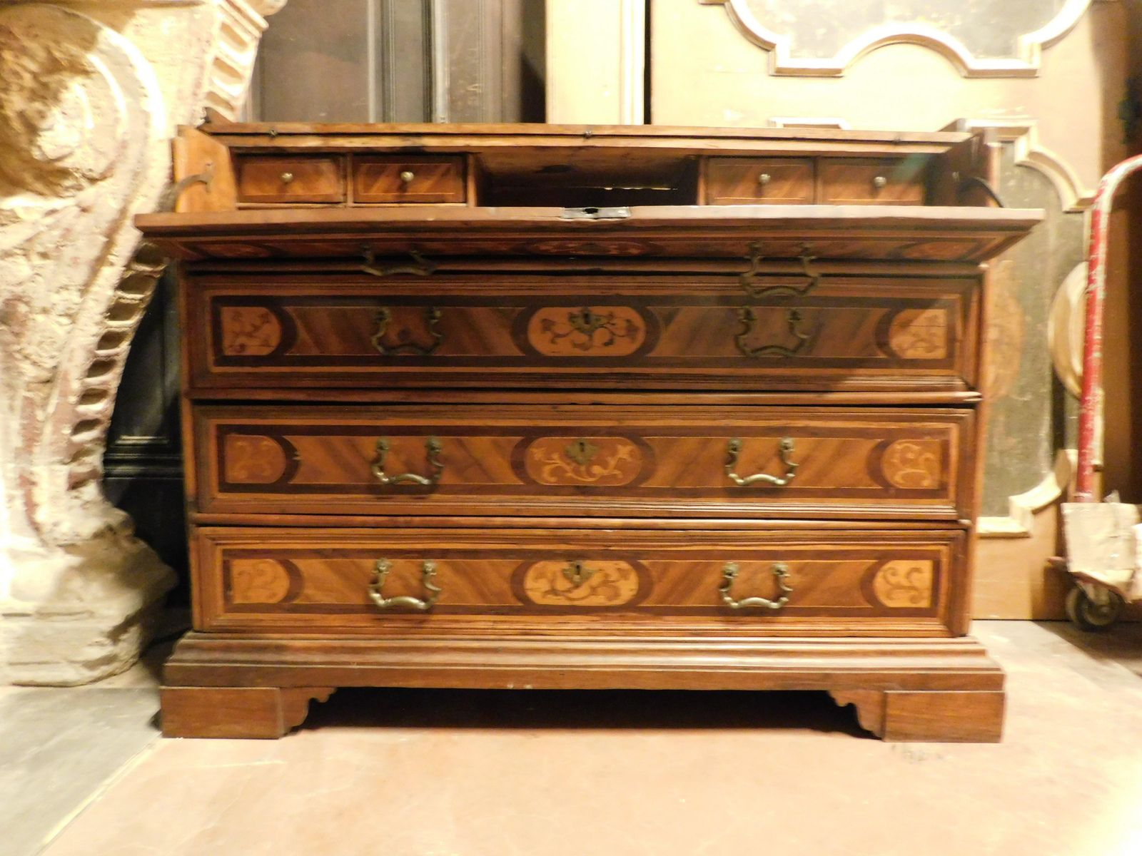 Folding Chest Of Drawers In Walnut With Inlays, Italy photo Furniture
