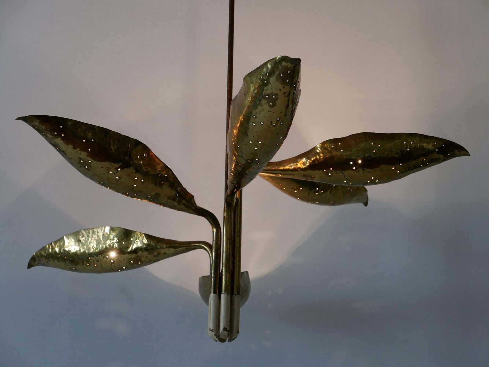 photo vintage Angelo Lelii Hammered & Perforated Brass Chandelier For Arredoluce Italy 1950s