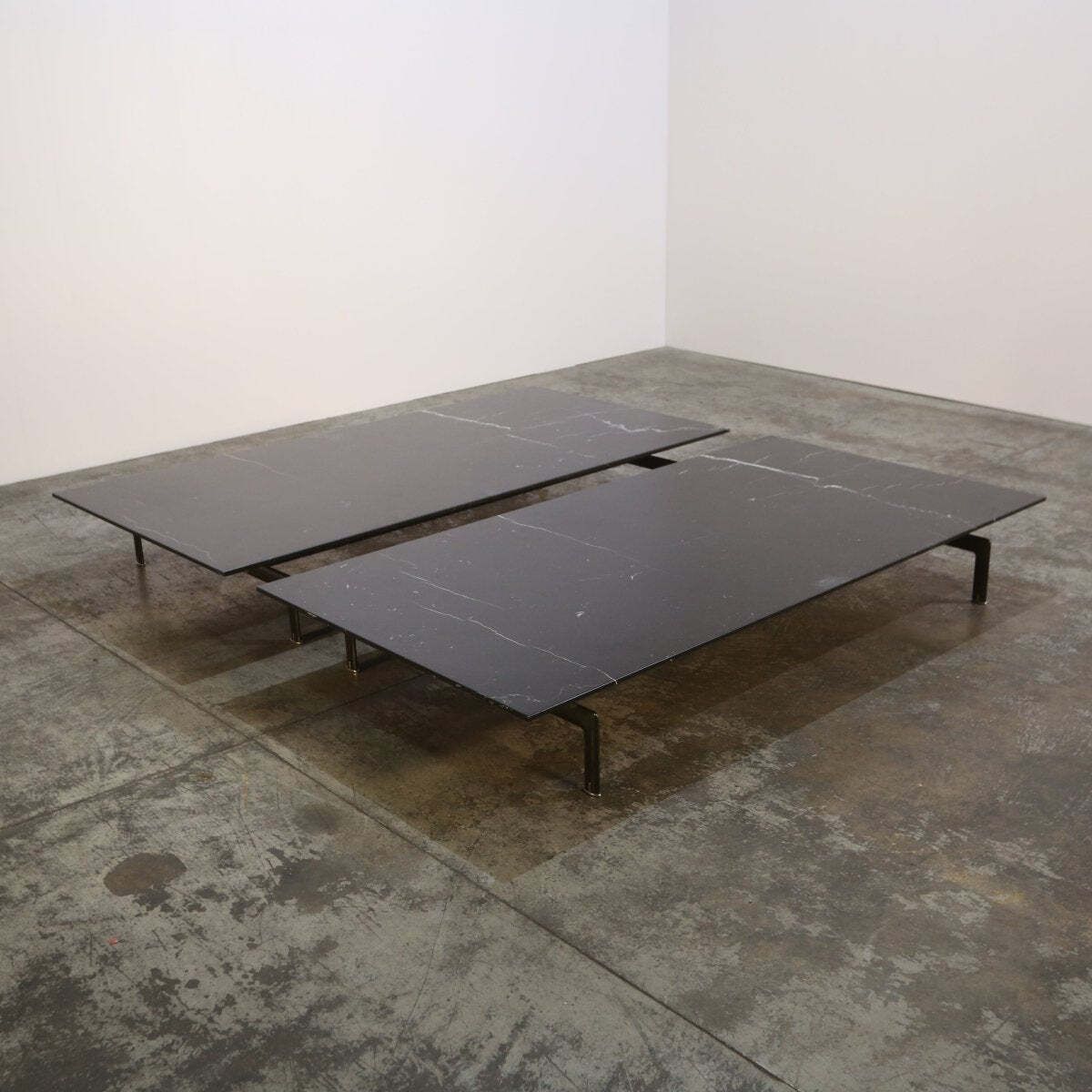 B&B Italia Diesis Low Table By Antonio Citterio & Paolo Nava photo for sale