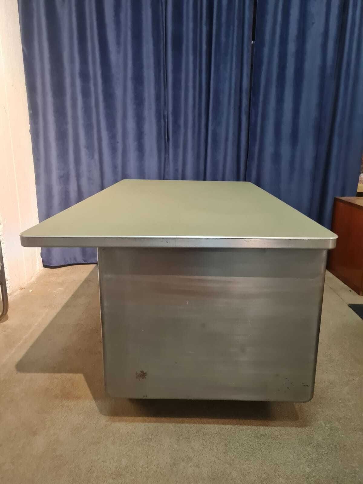 Double Tanker Desk, USA photo 2250.0