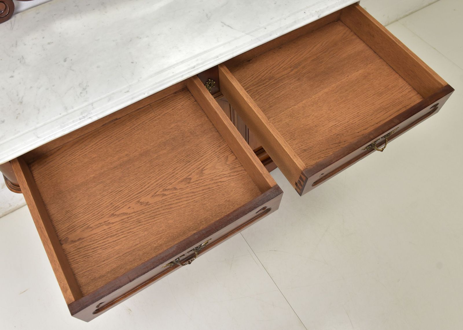 Mirrored Chest Of Drawers Restored Mahogany Circa 1900. Vanity Unit Bedroom. photo buy