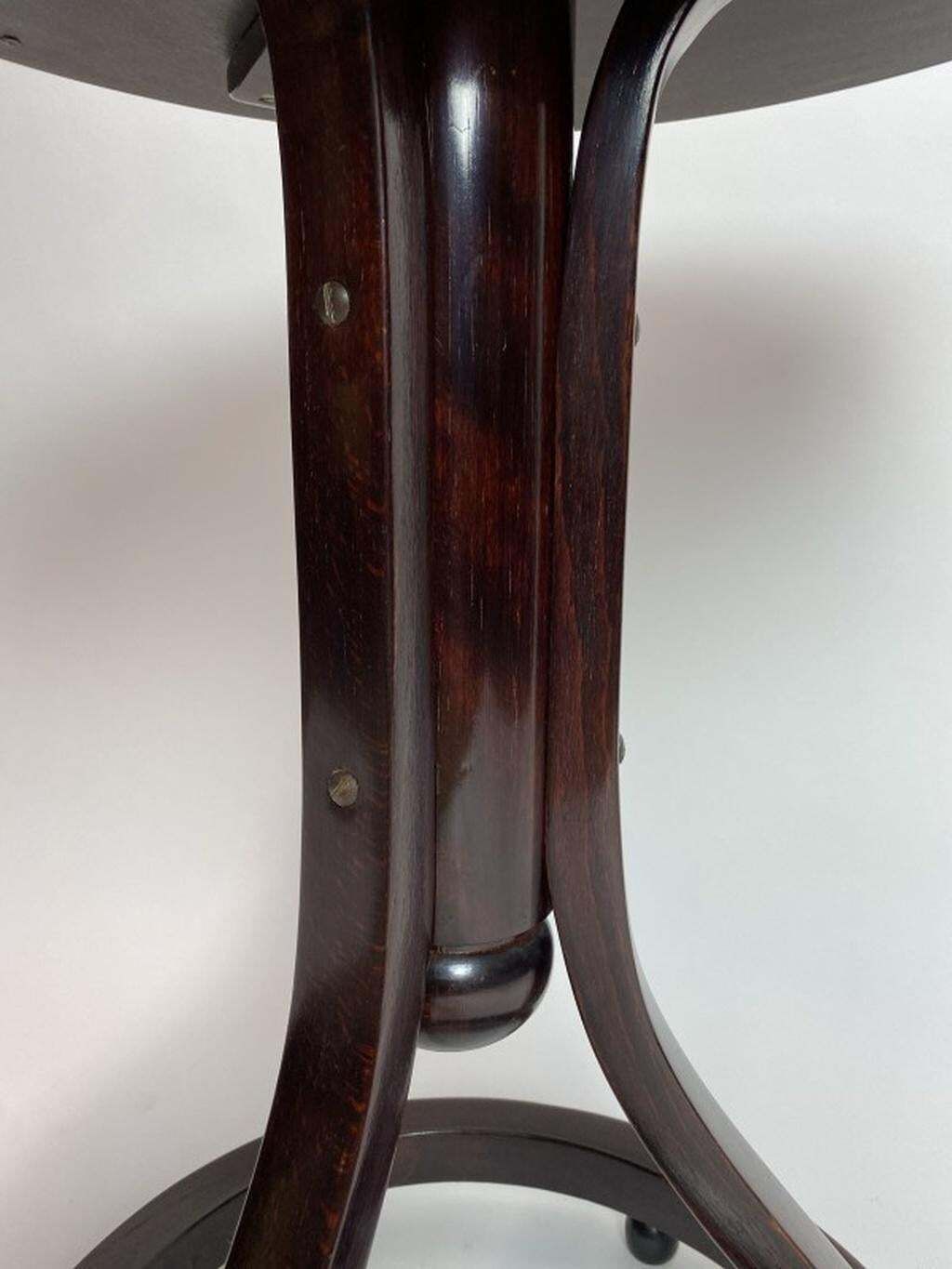 Thonet Side Table No.8069 By Otto Wagner For Thonet photo buy