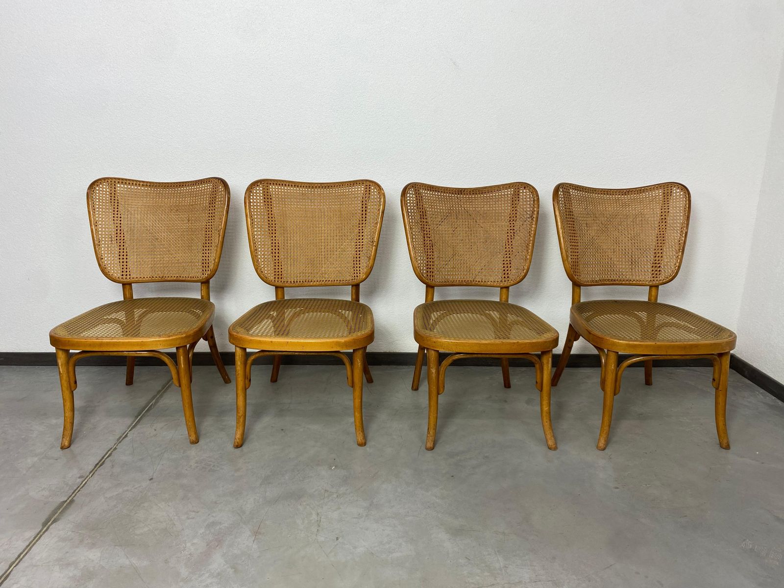 Set Of 4 Chairs Model A821 By Adolf Gustav Schneck For Thonet Mundus photo for sale