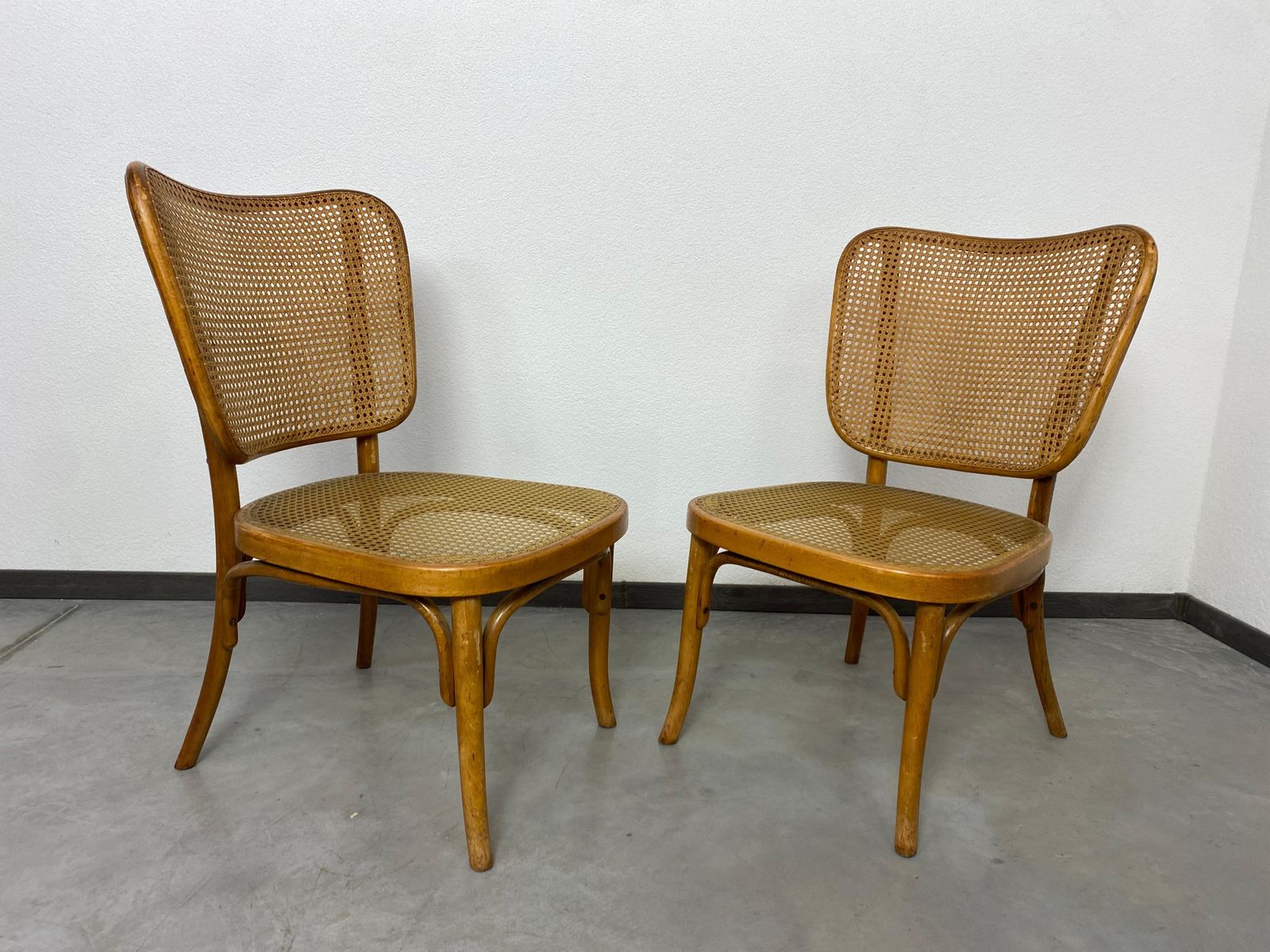 Set Of 4 Chairs Model A821 By Adolf Gustav Schneck For Thonet Mundus photo 6414.0