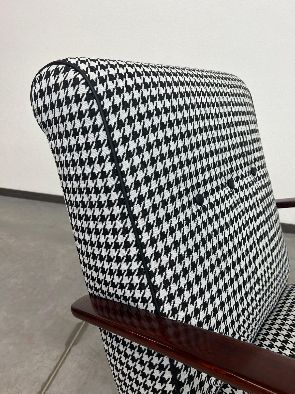 Pepito Art Deco Armchair By Jindřich Halabala photo furniture