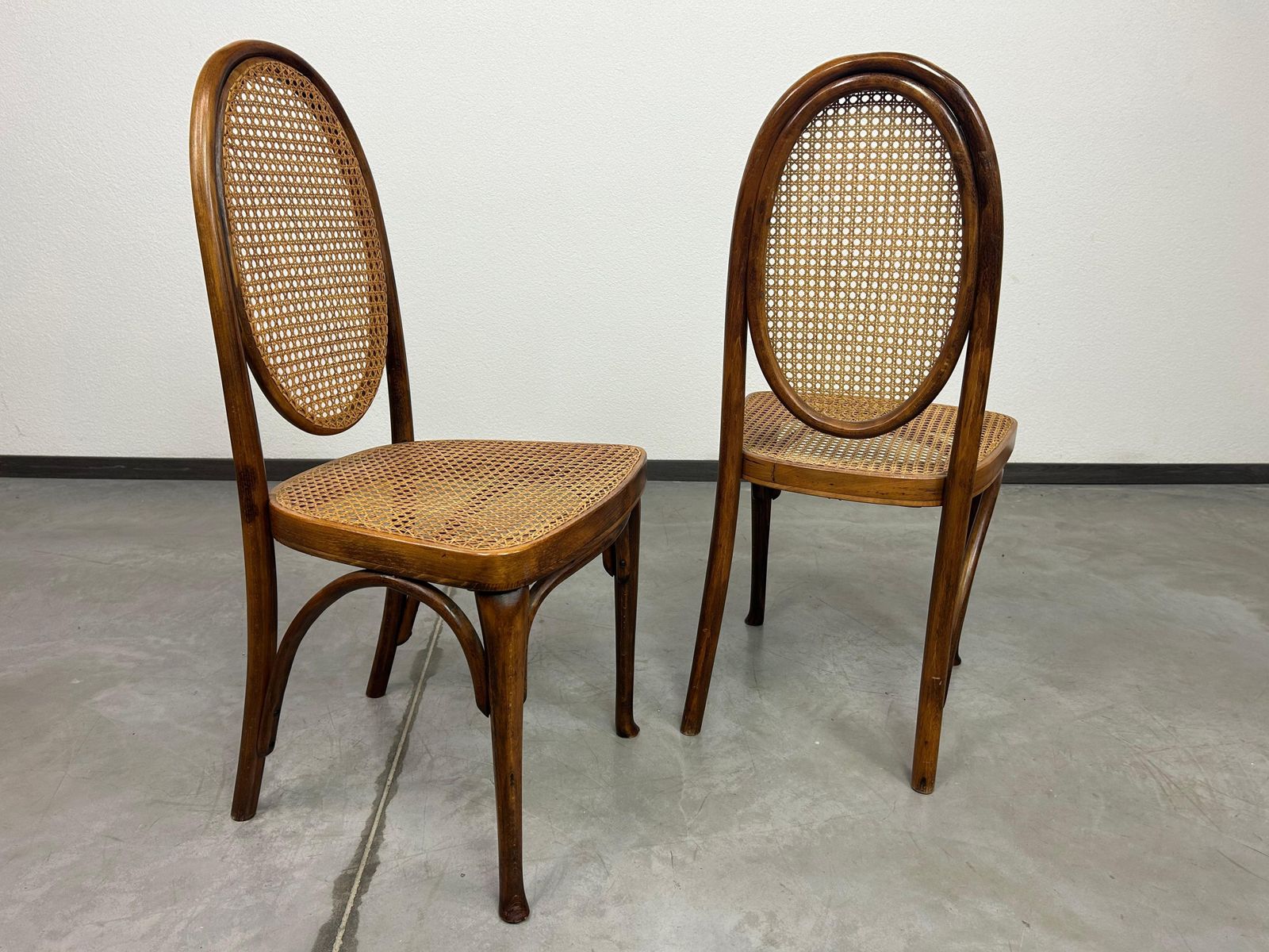 Thonet Chairs No.567 By Otto Prutscher For Café Heinrichshof photo for sale