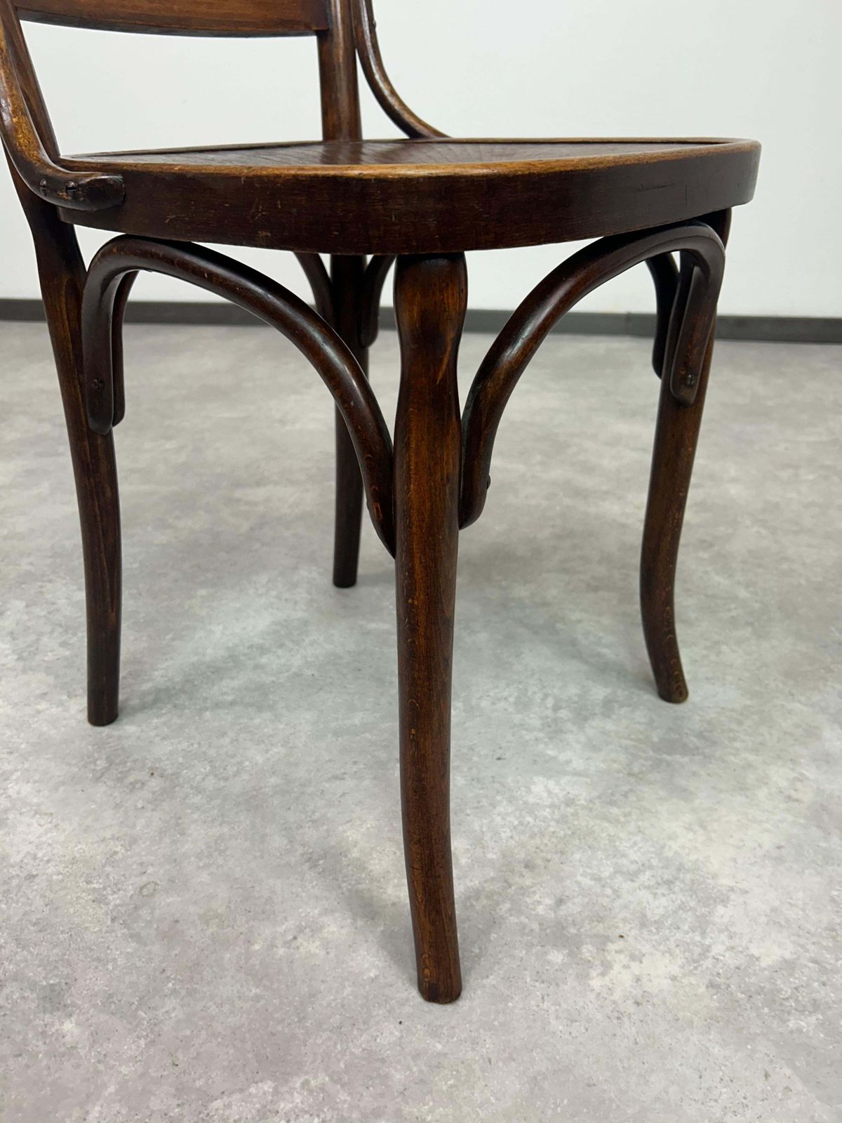photo buy Set Of 6 Dining Chairs By Thonet Mundus