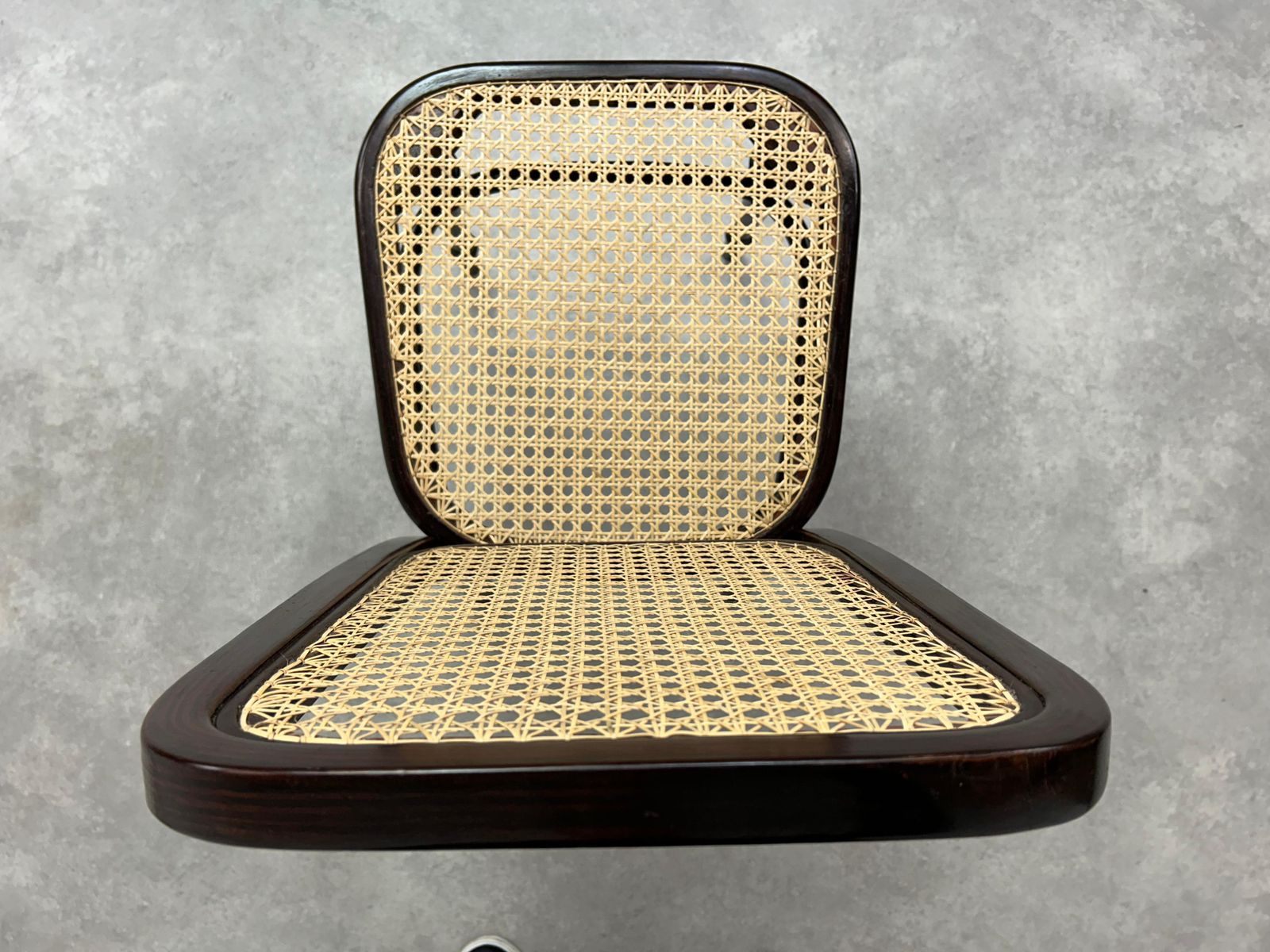 Furniture Set Of 4 Bentwood Dining Room Chairs By Thonet photo