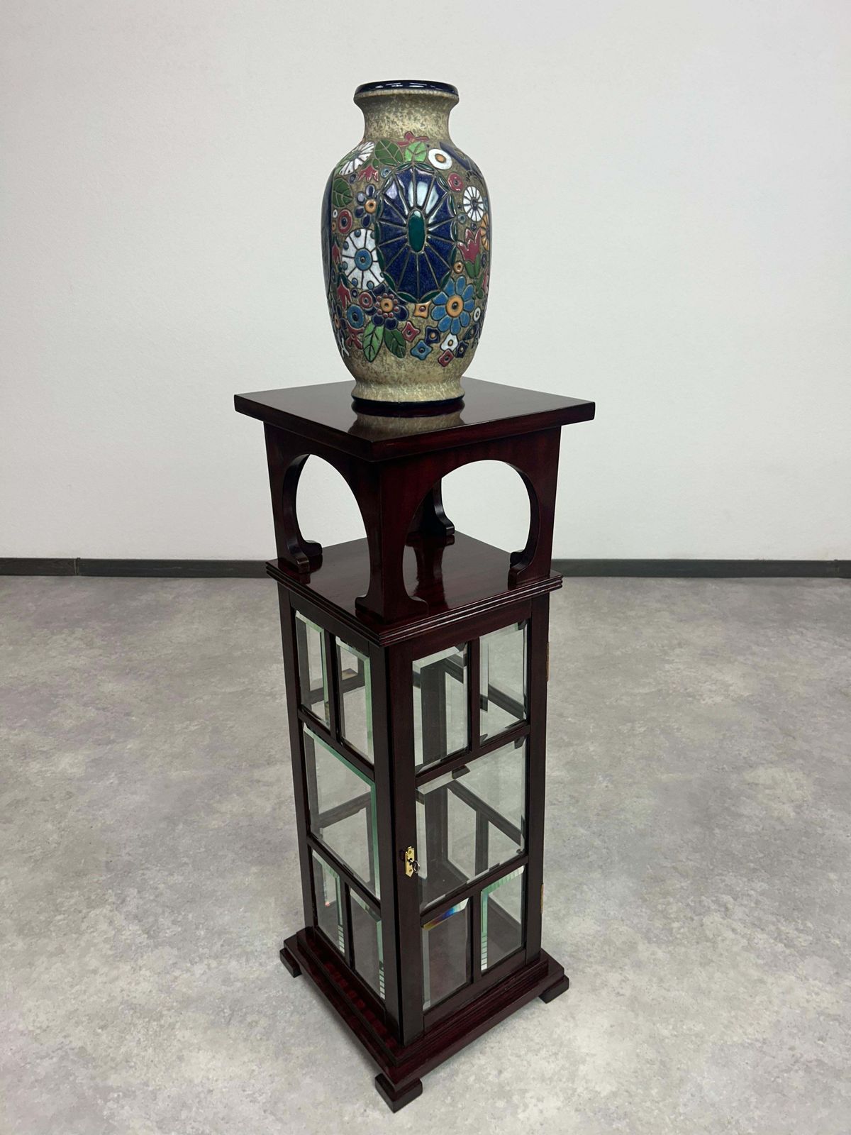 Vienna Secession Pedestal photo furniture