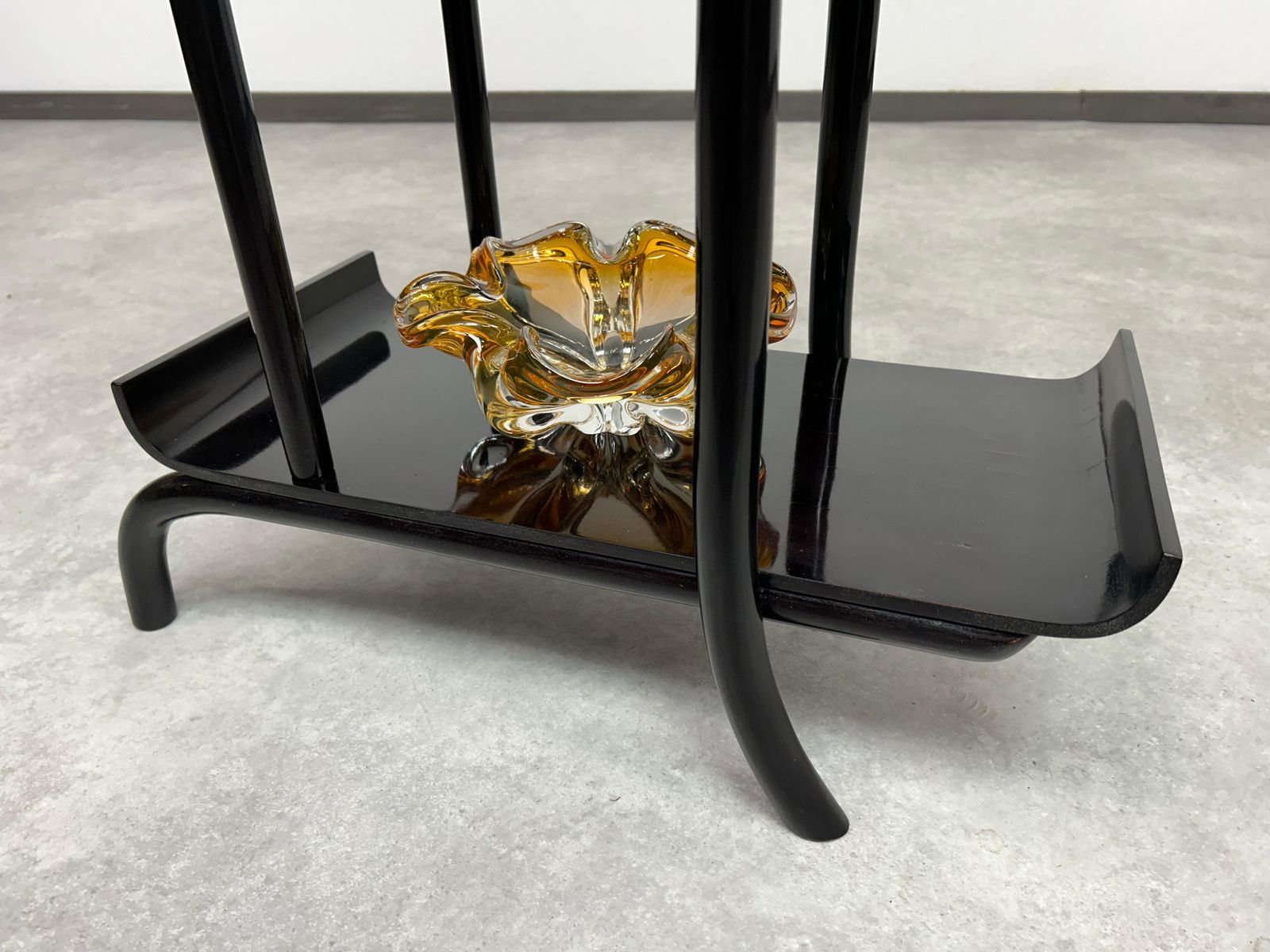 photo for sale Very Rare Pagoda Plant Stand D68 By Thonet Mundus