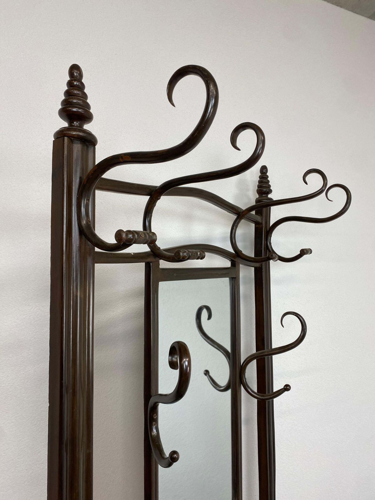 Bentwood Coat Hanger No.1082 By J&J Kohn photo Furniture
