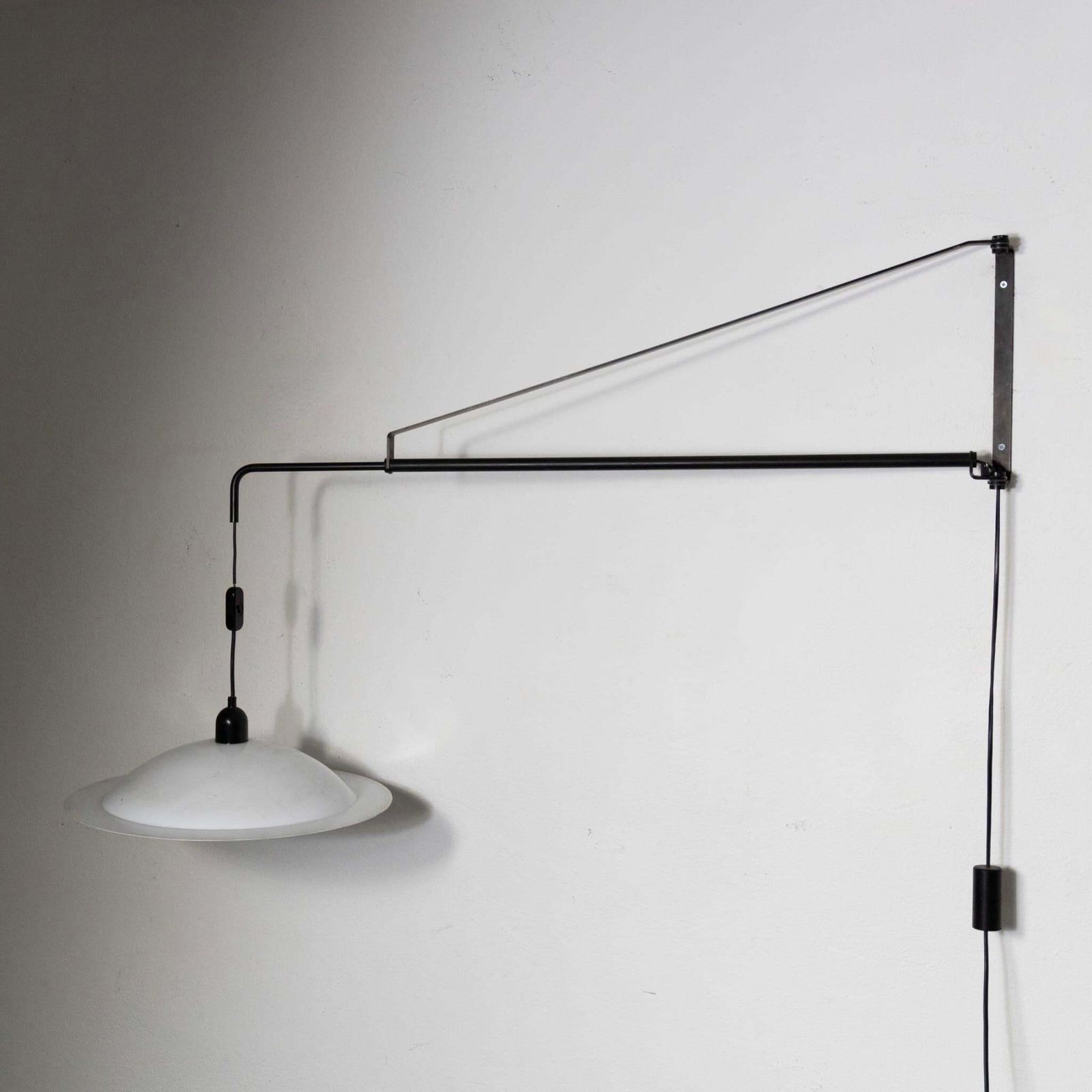 Mid Century Wall Lamp Potence Counterweight By Stilnovo. Italy, 1970s photo 3421.0