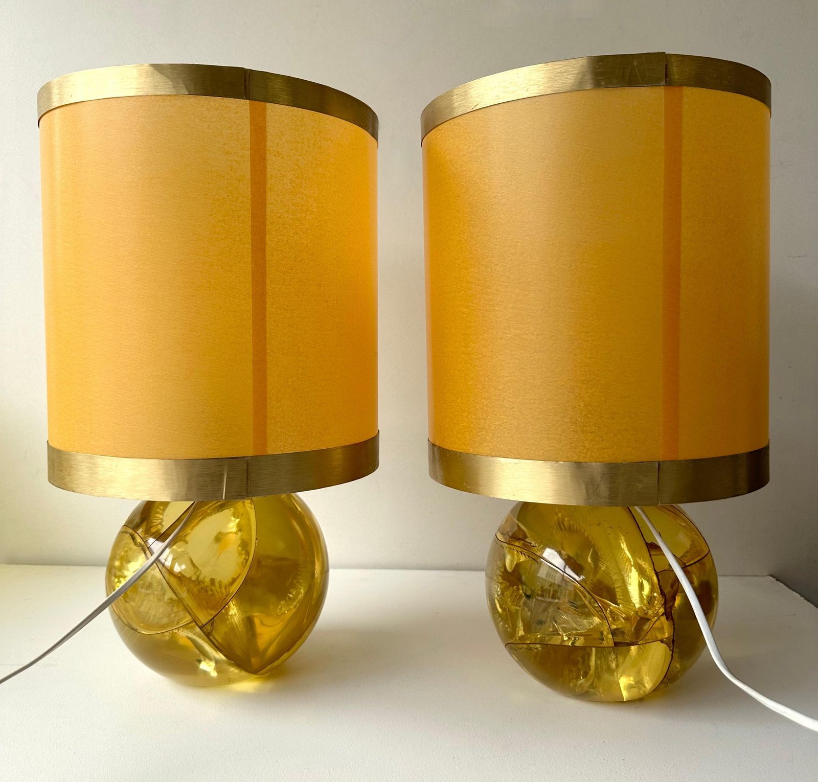 5303.0 Pair Of Lamps Yellow Fractal Resin By François Godebski , France, 1970s photo