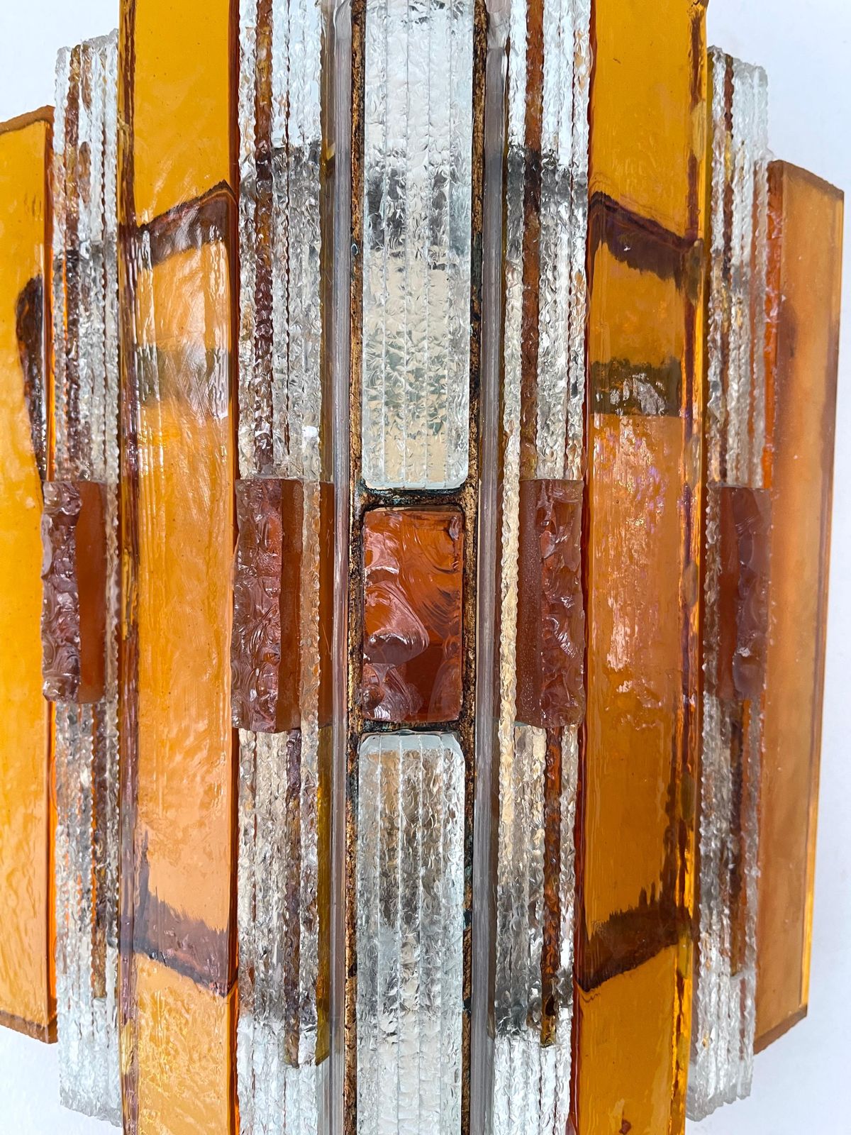 photo vinterior Pair Of Hammered Glass Wrought Iron Sconces By Longobard, Italy, 1970s
