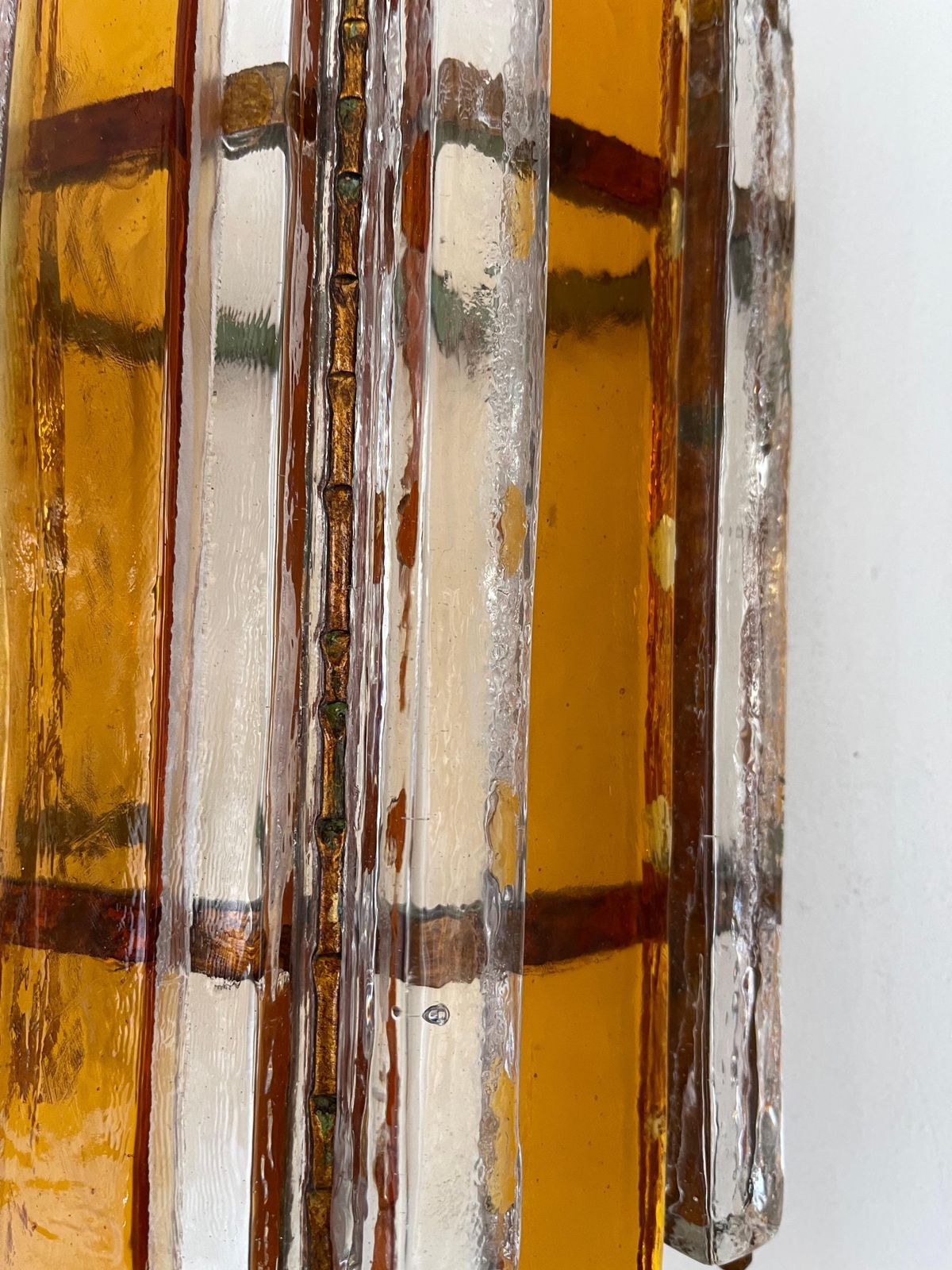 photo vinterior Pair Of Hammered Glass Wrought Iron Sconces By Longobard, Italy, 1970s