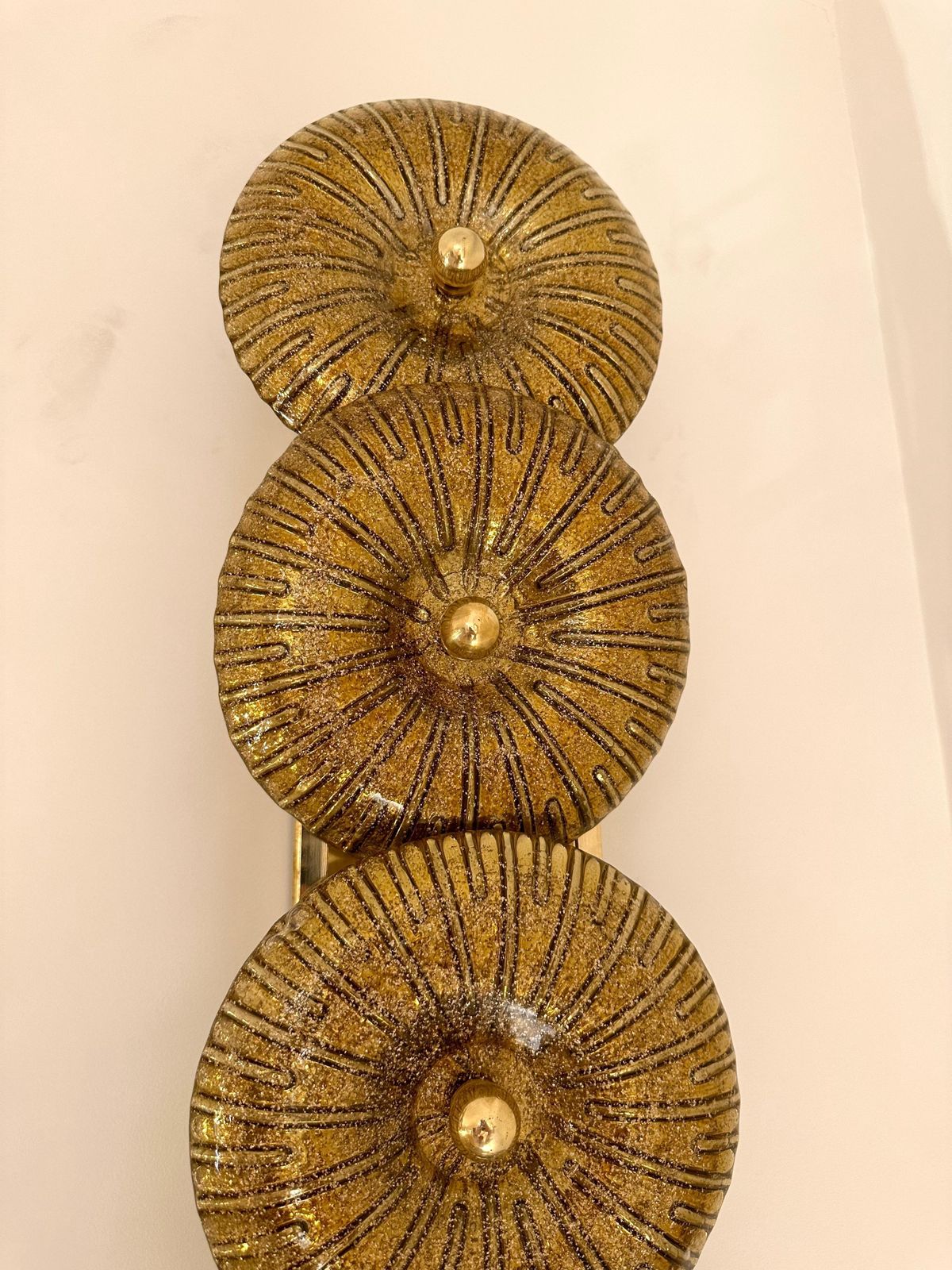 photo vinterior Large Contemporary Pair Of Brass Gold Leaf Murano Glass Sconces, Italy