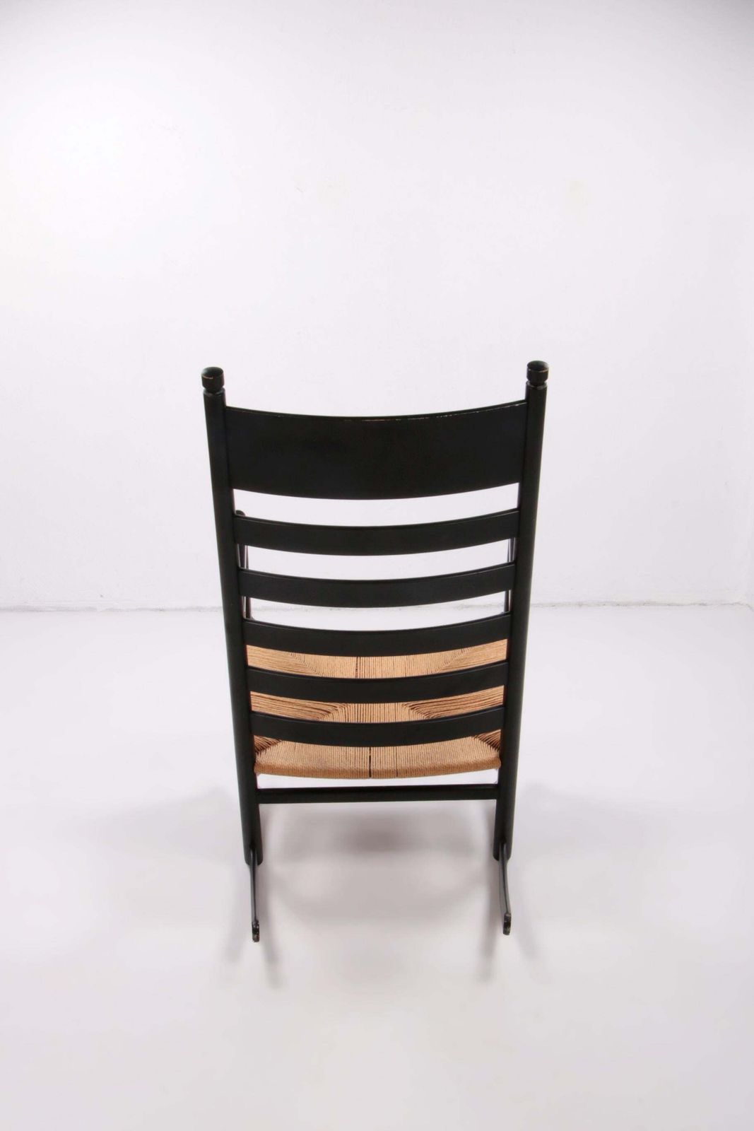 Danish Design Rocking Chair Design By Hans.J.Wegner Model Ch45 photo 2561.0