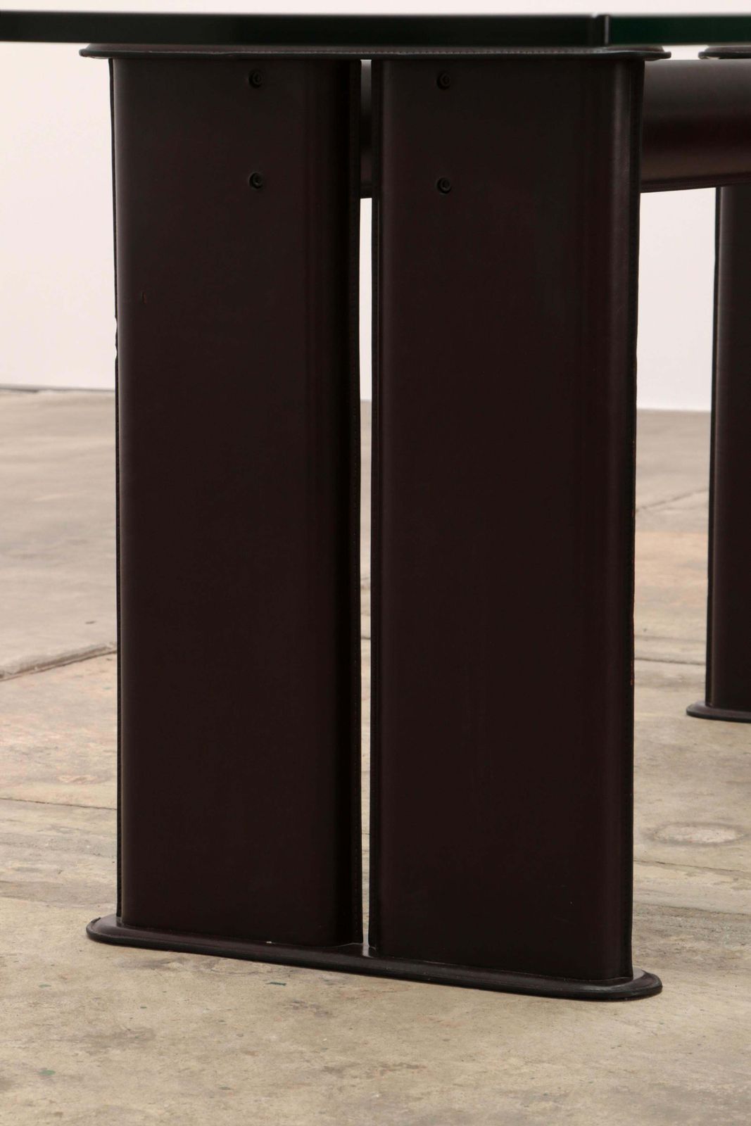 Tito Agnoli For Matteo Grassi Leather Dining Table And Six Chairs photo vintage