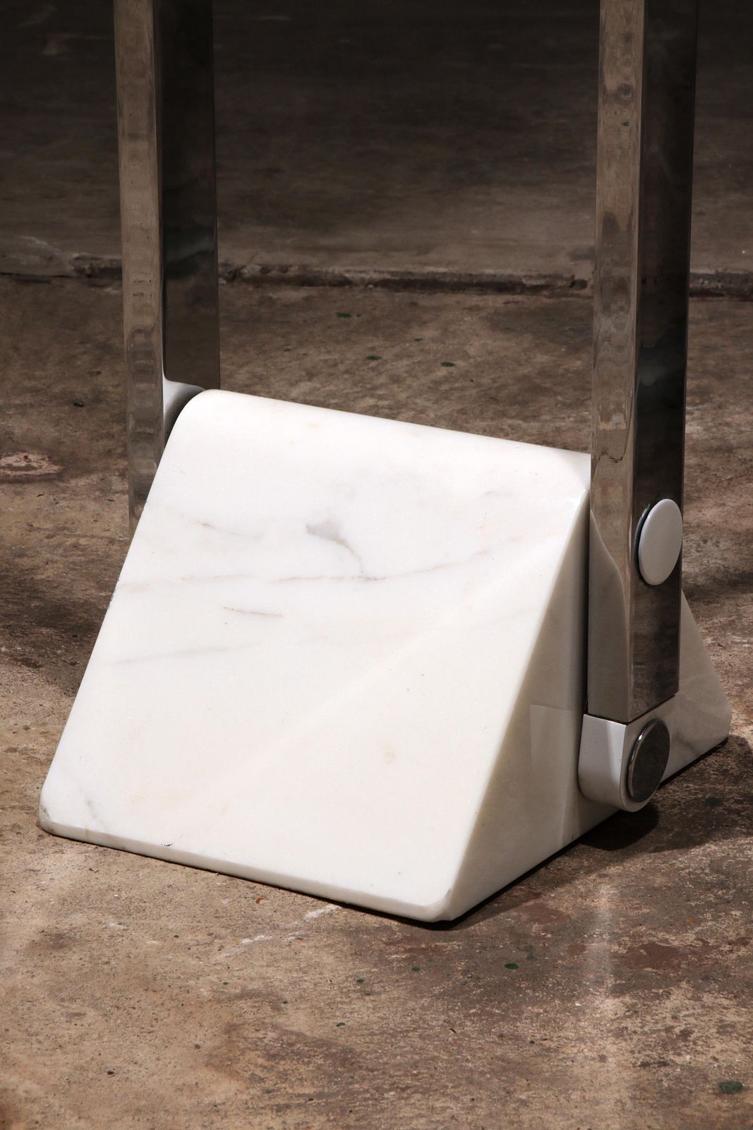 photo furniture Italian Design Coat Rack With White Marble Base And Chrome Uprights, 1970