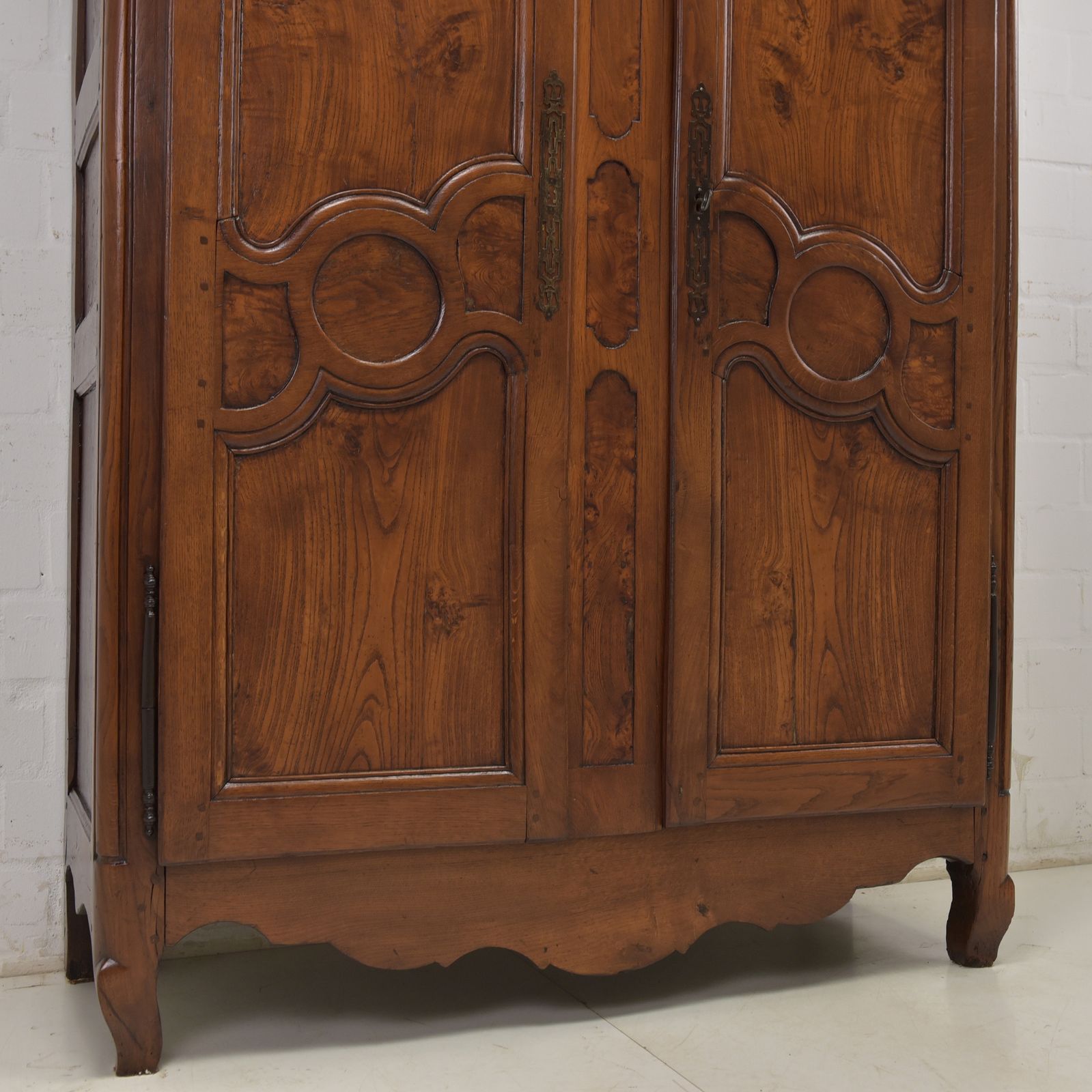 photo for sale Antique! Hallway Cupboard Restored Baroque Oak Walnut Around 1780 Shelving Unit