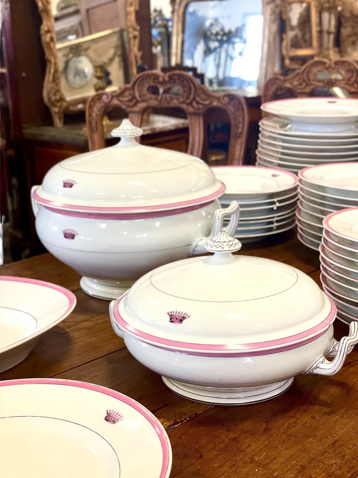 19th Century Porcelain Dinner Service From The Maison Charles Pillivuyt Et Cie photo vintage