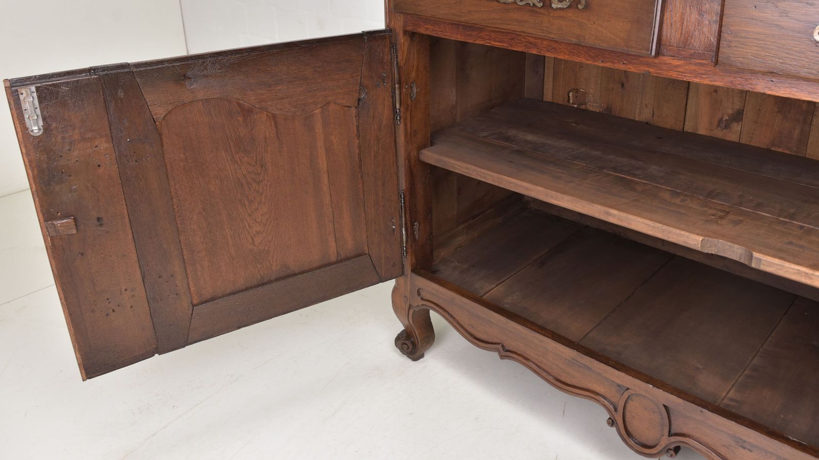 Antique! Restored Louis XV Rococo Sideboard Circa 1780, Oak Cabinet, Chest Of Drawers photo Furniture