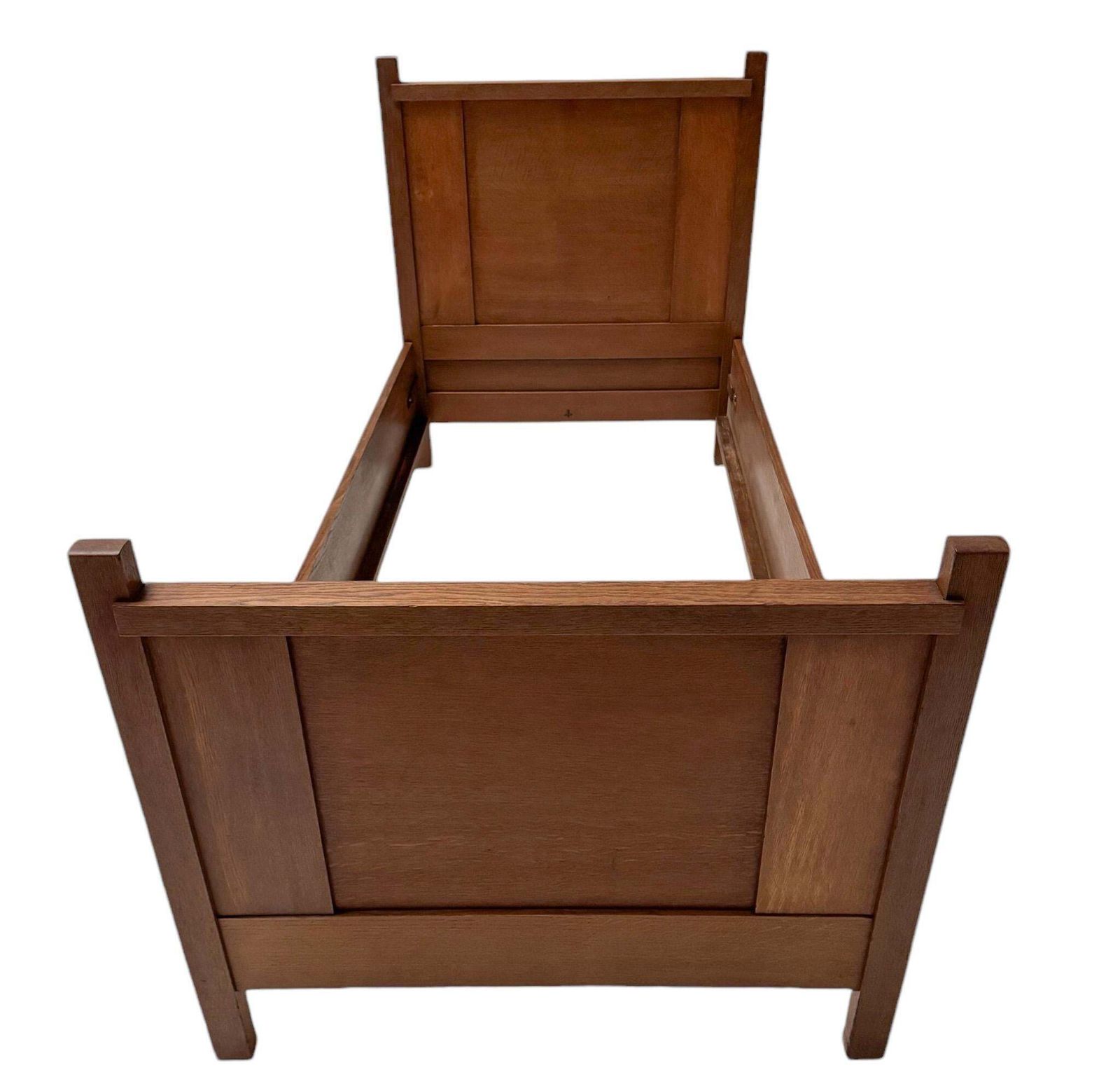 Hendrik Wouda Art Deco Modernist Single Bed For Pander, 1924 photo furniture