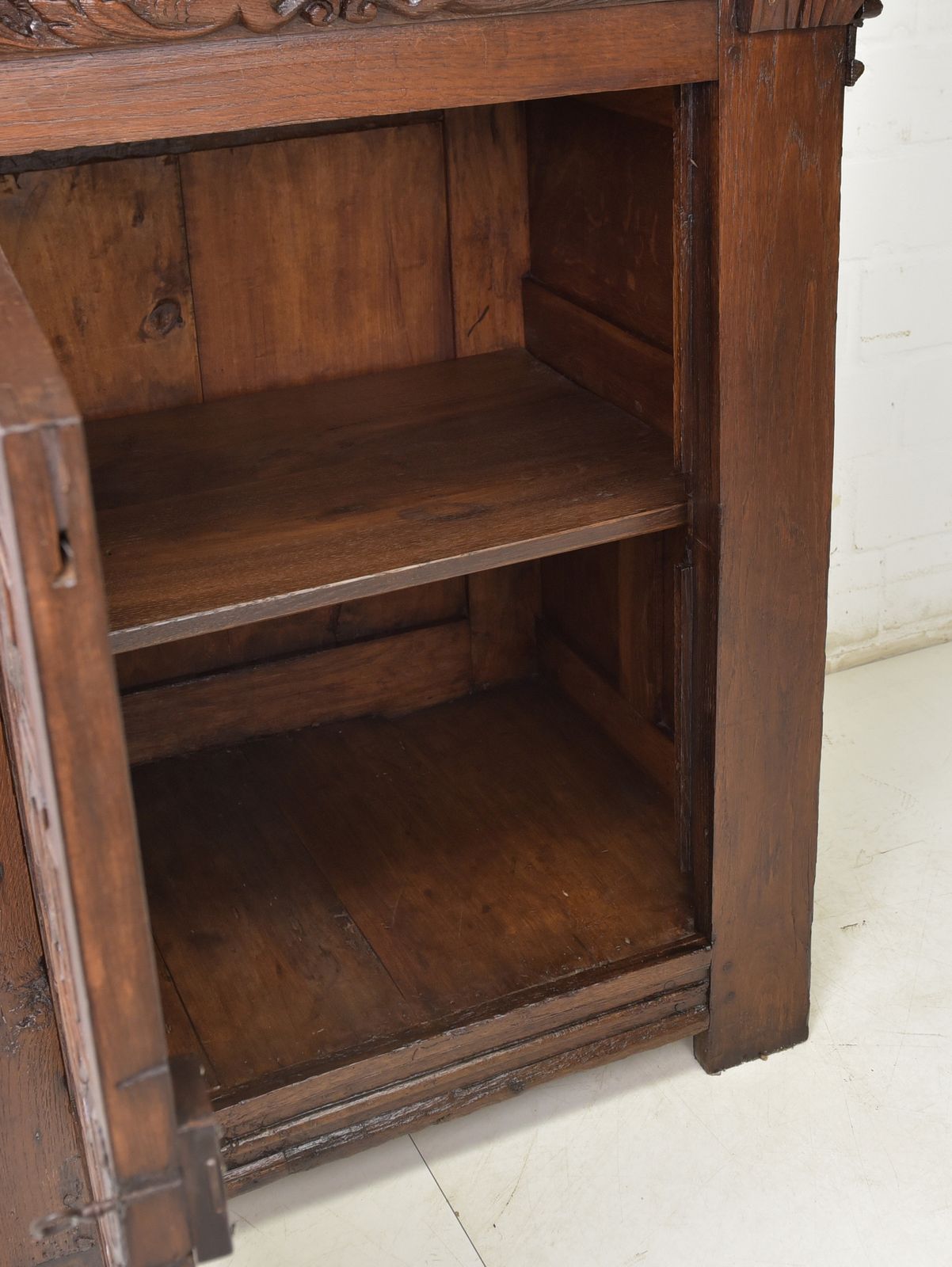 Antique! Narrow Chest Of Drawers Restored Renaissance Circa 1700 Oak Cabinet Small photo 1253.0