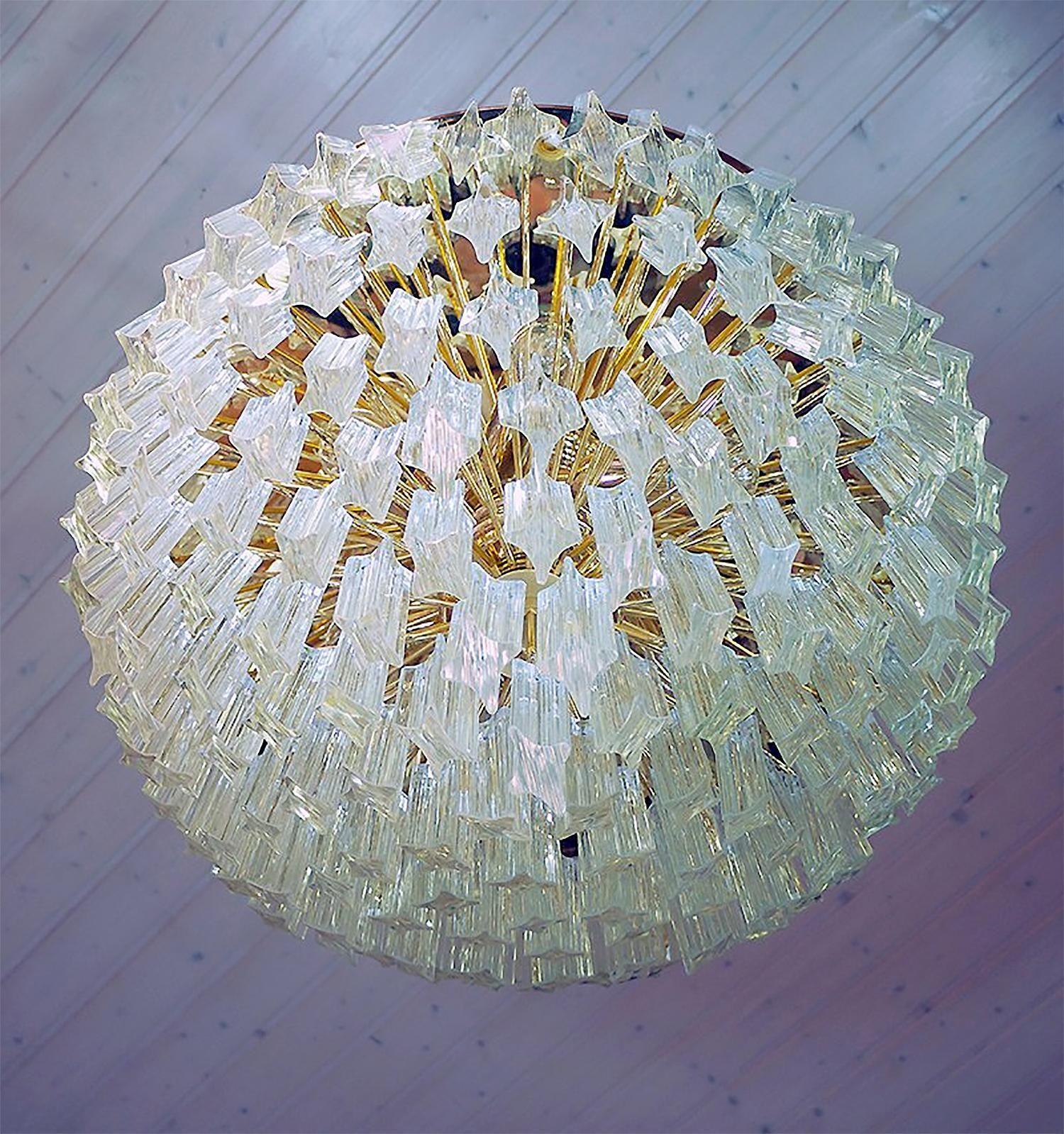 Glamorous 20" Novaresi Flush Mount Chandelier Crystals & Gilt Brass, Italy 1970s photo vinterior