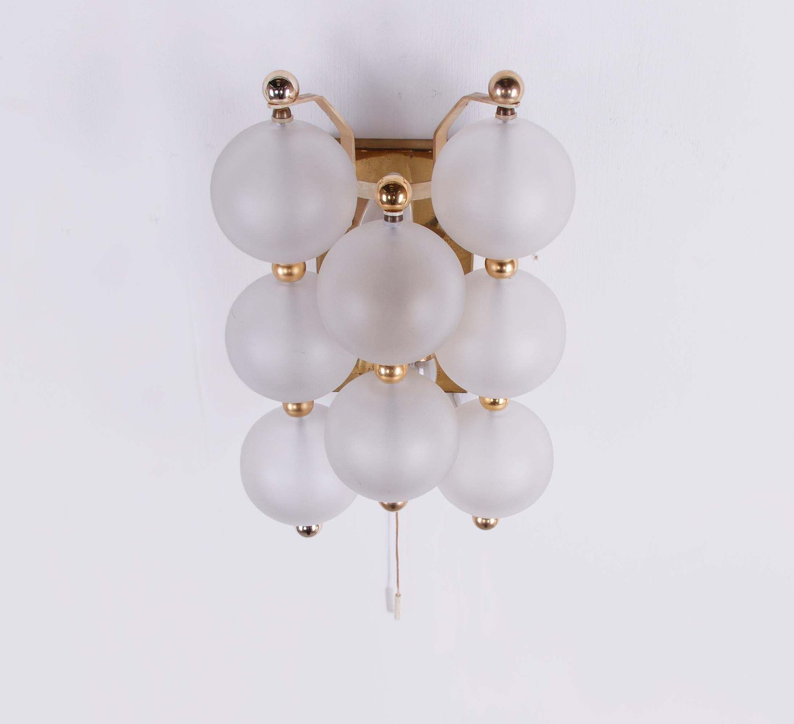 Pair Of Kinkeldey Wall Sconces Frosted Glass Balls & Brass, Germany 1960s photo vinterior