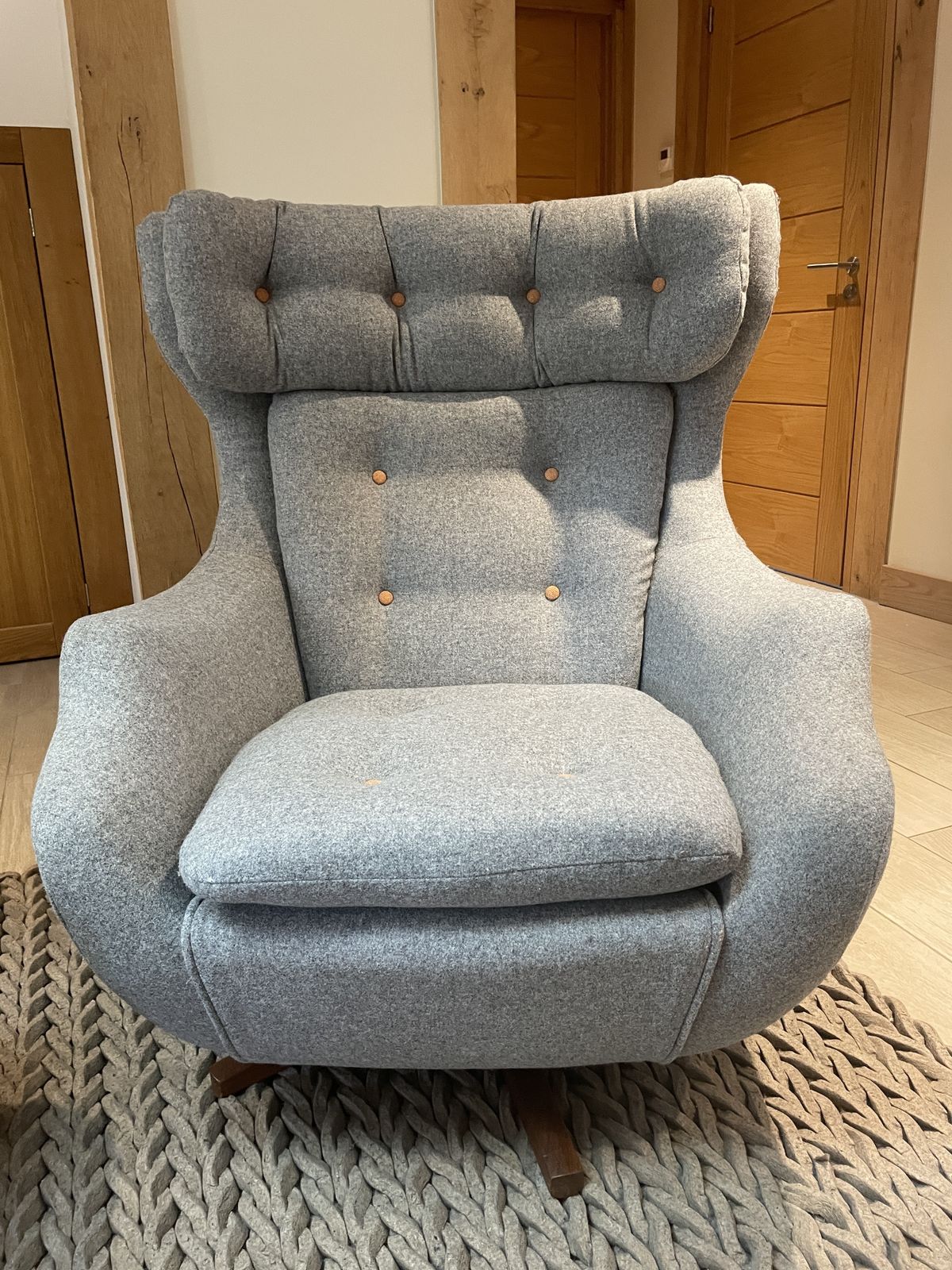 Parker Knoll Statesman In Abraham Moon Wool photo 4250.0
