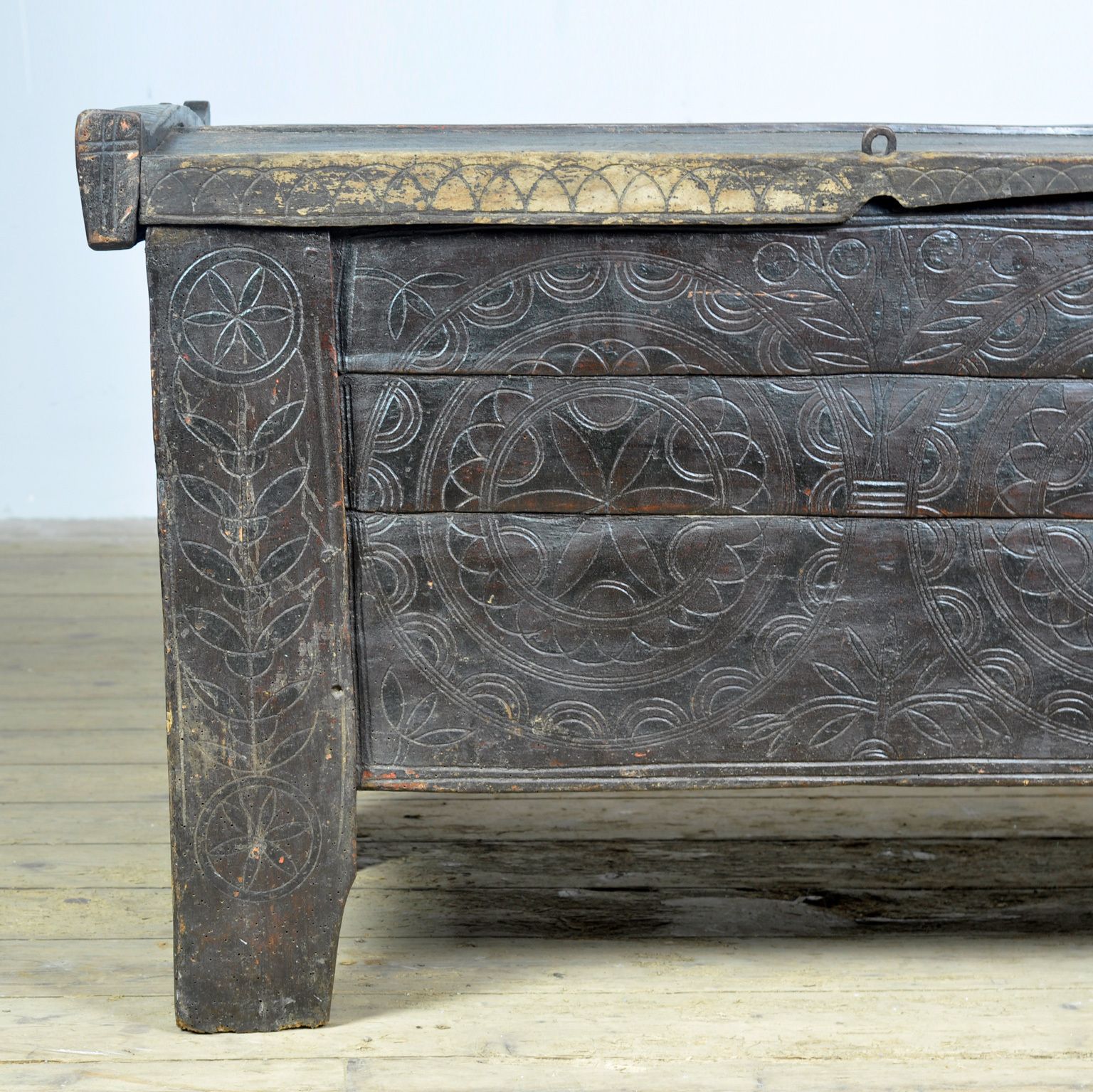 Large Antique Shepherd’s Chest, 1850s photo for sale