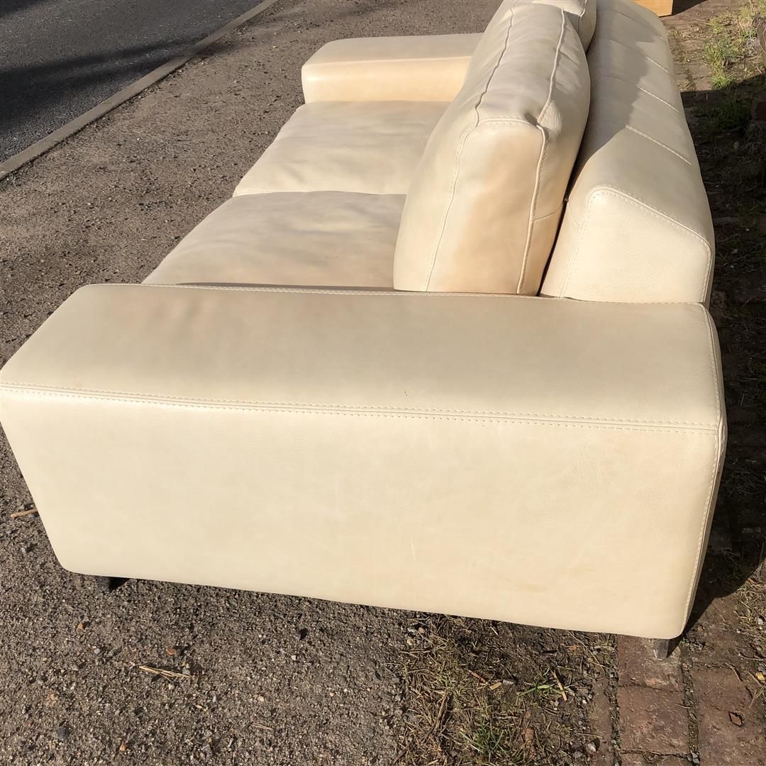 Contemporary Italian Cream White Leather Large Two Seater Sofa photo vinterior